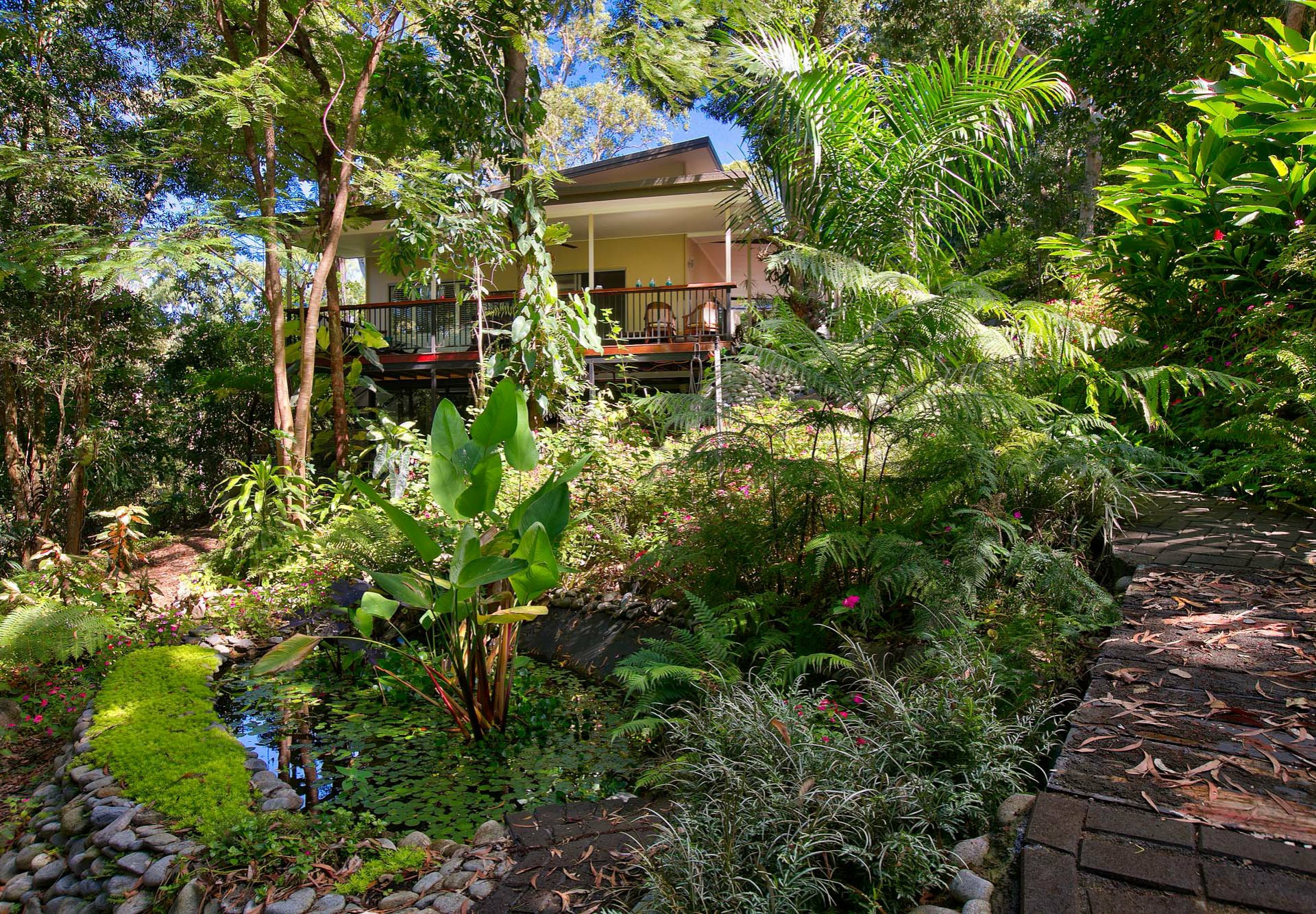1781 Captain Cook Highway, Clifton Beach