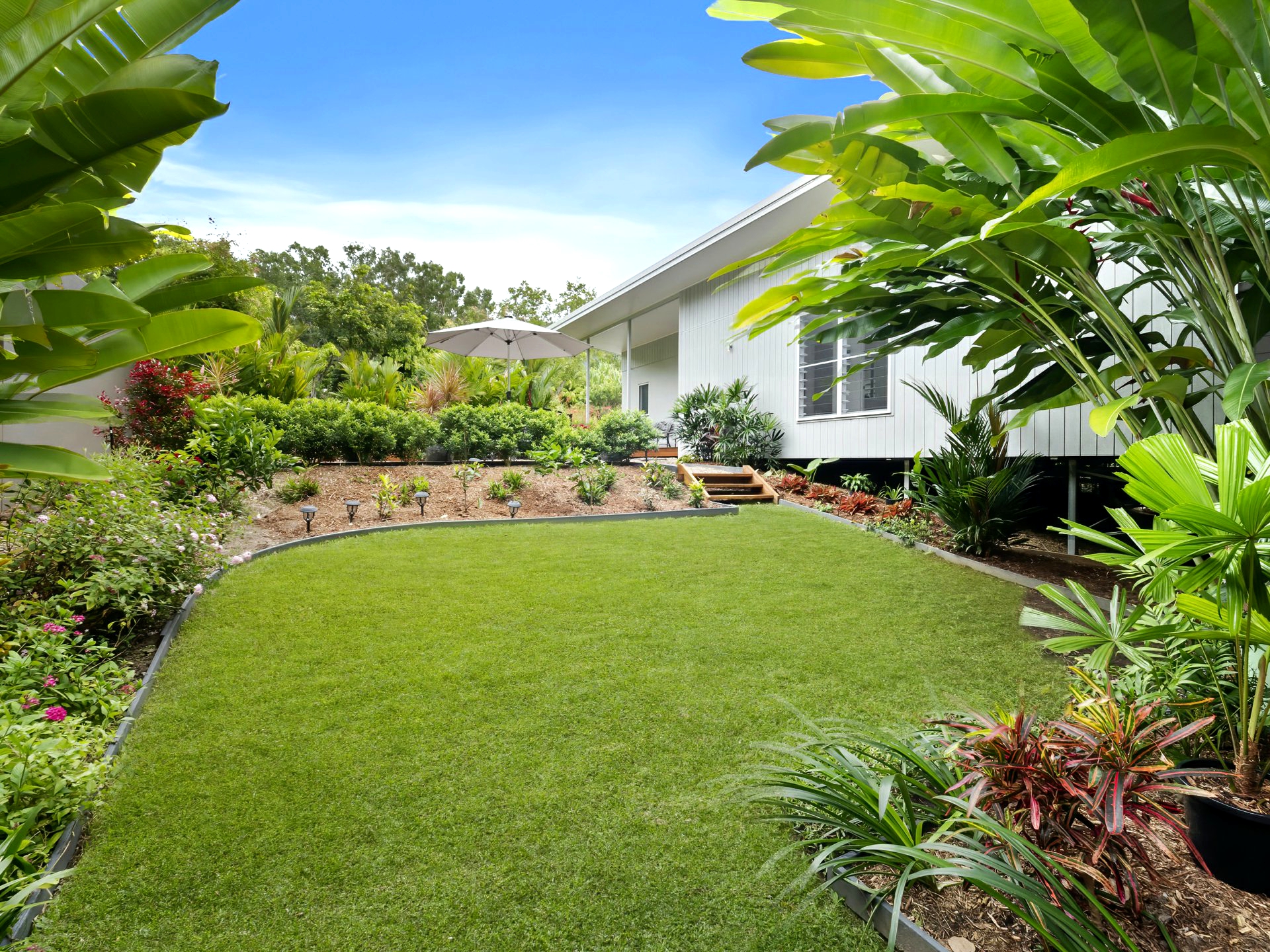 14 Onyx Street, CLIFTON BEACH