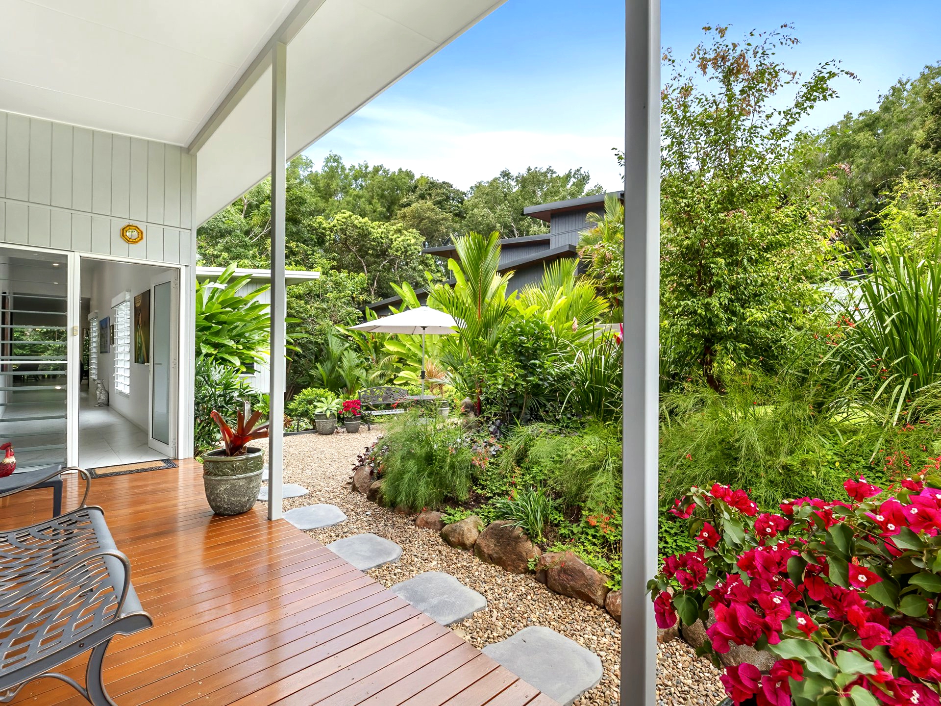 14 Onyx Street, CLIFTON BEACH