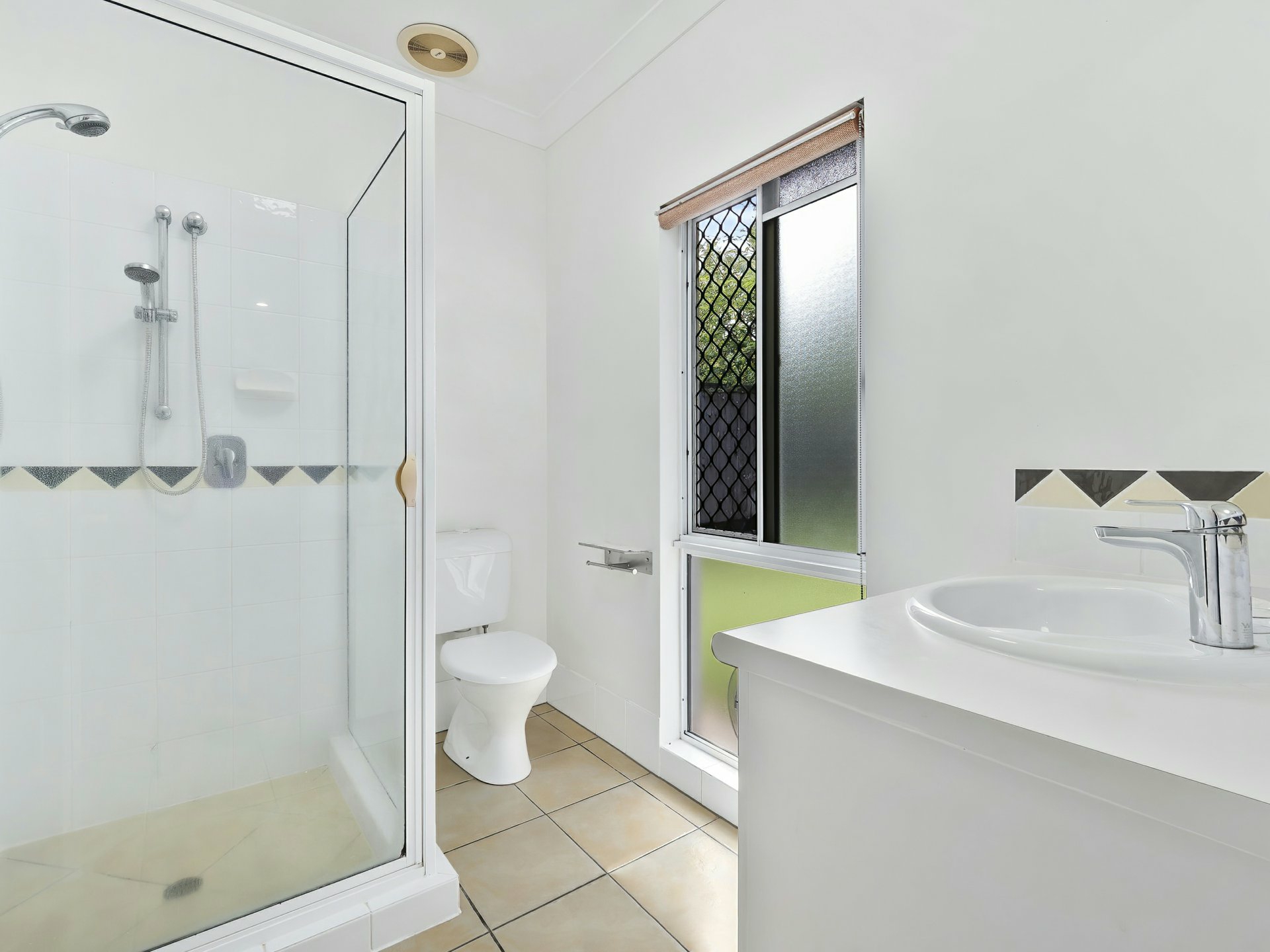 24 Parkinson Avenue Kewarra Beach QLD House for Sale LJ Hooker