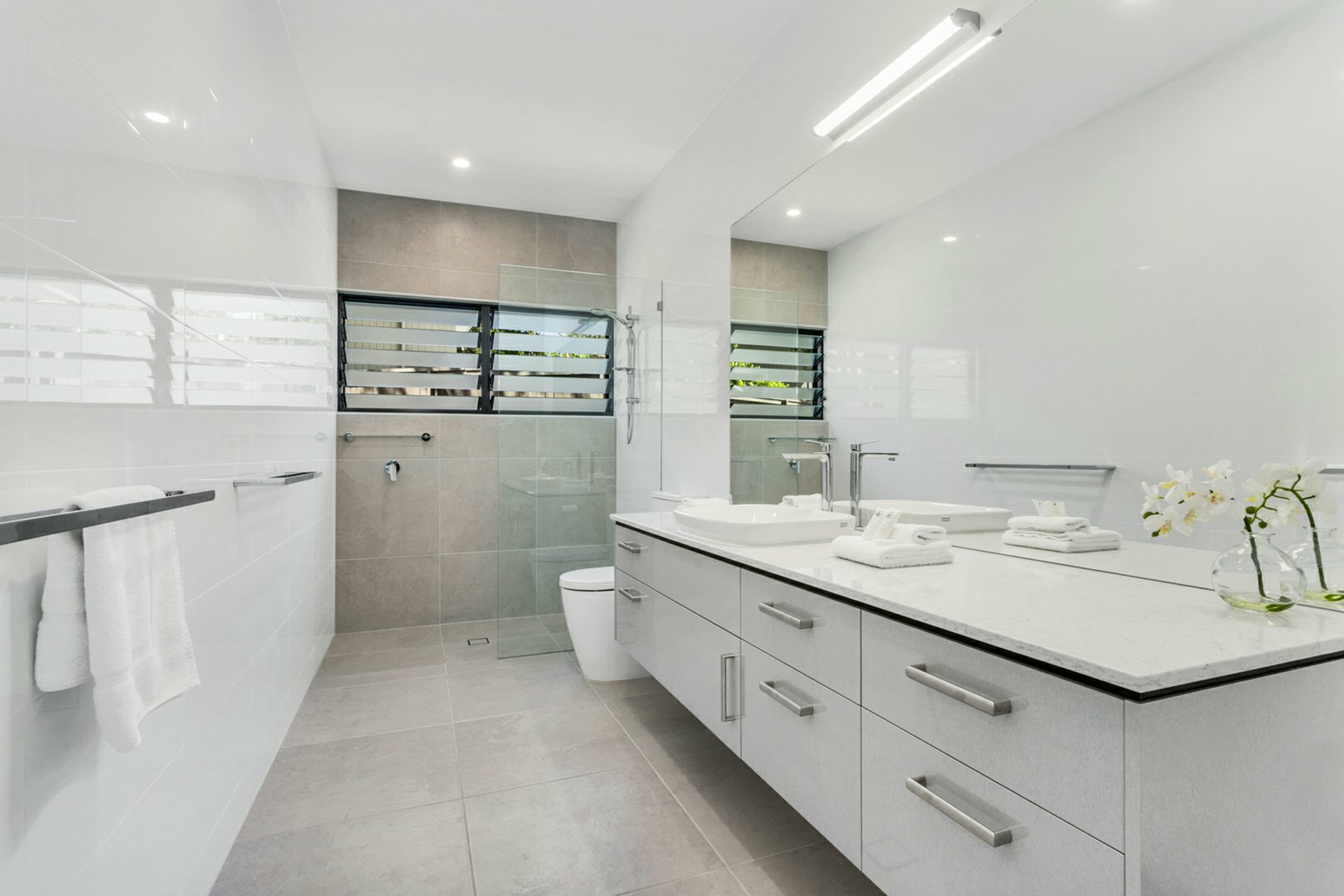 19 Onyx St, CLIFTON BEACH