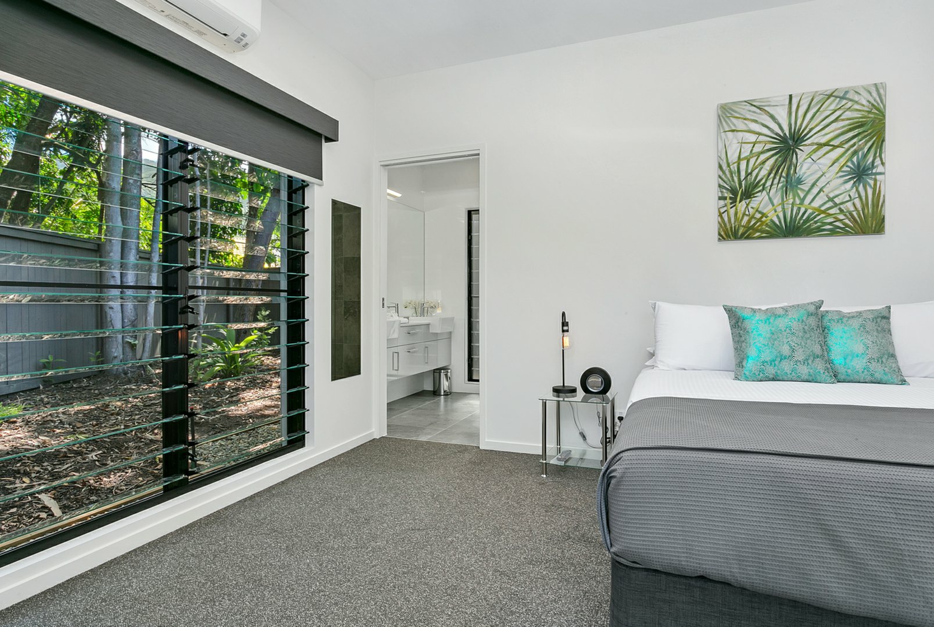 19 Onyx St, CLIFTON BEACH