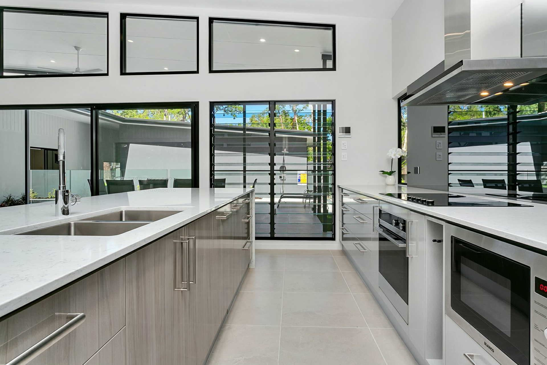 19 Onyx St, CLIFTON BEACH