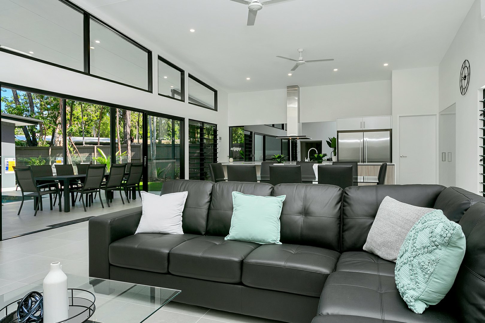 19 Onyx St, CLIFTON BEACH