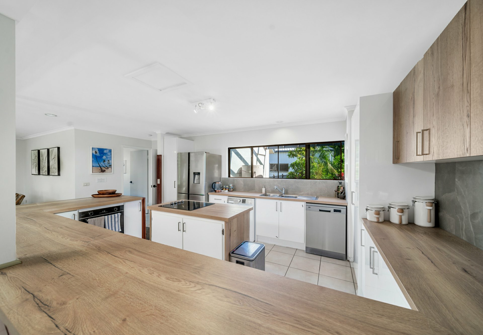 6 Wongaling Beach Road Wongaling Beach QLD House for Sale LJ Hooker