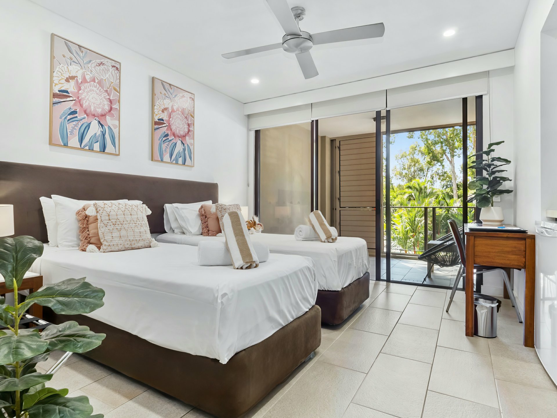 224-225/5 Triton Street, PALM COVE