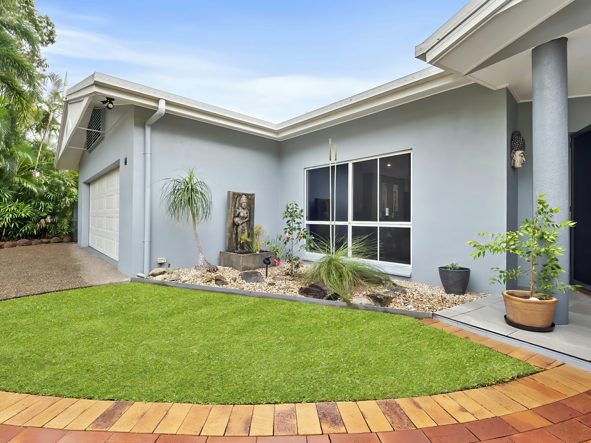 44 Yule Avenue, CLIFTON BEACH