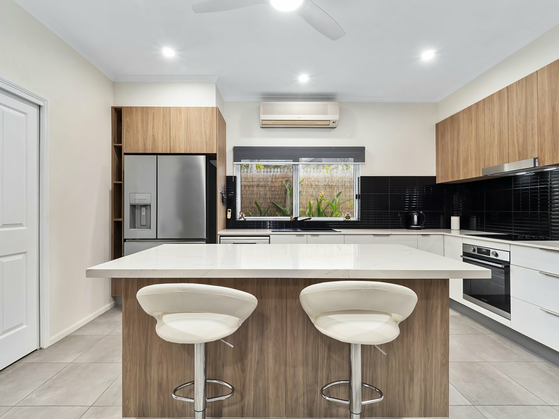 44 Yule Avenue, CLIFTON BEACH
