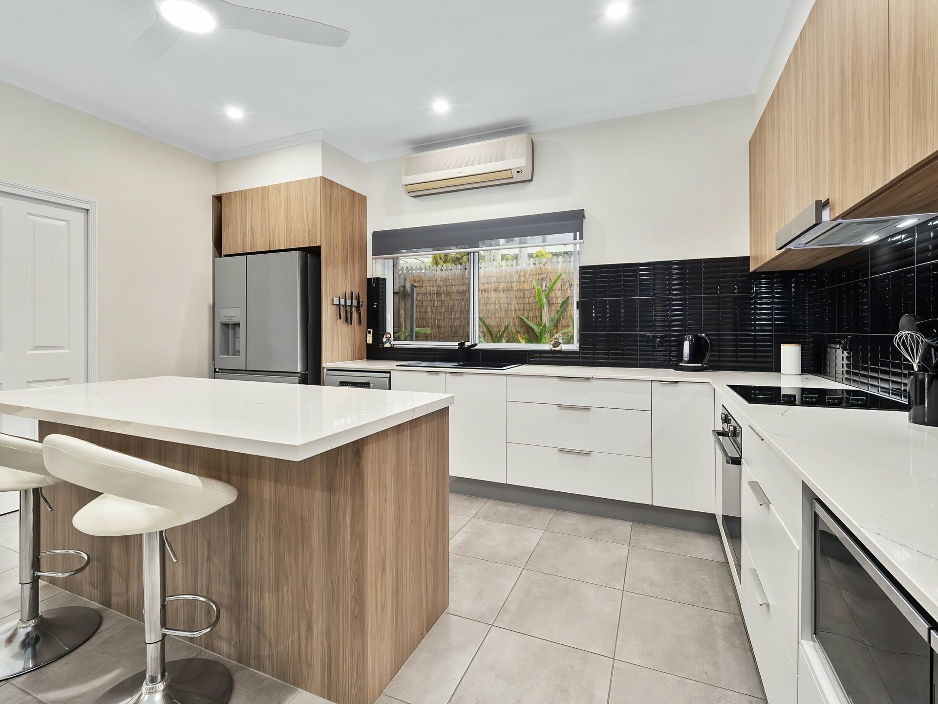 44 Yule Avenue, CLIFTON BEACH