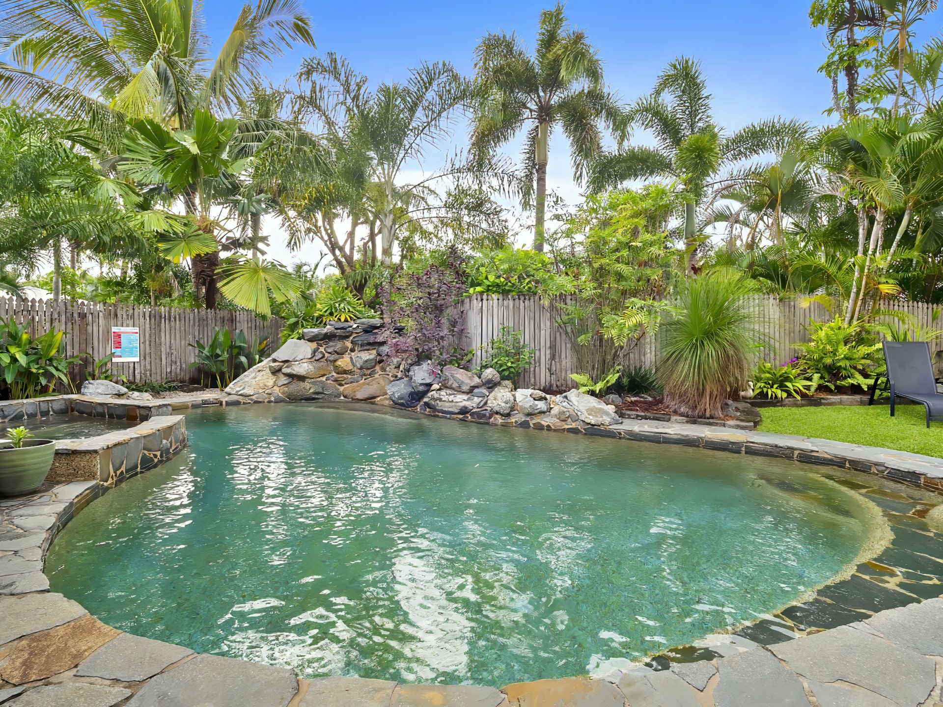 44 Yule Avenue, CLIFTON BEACH