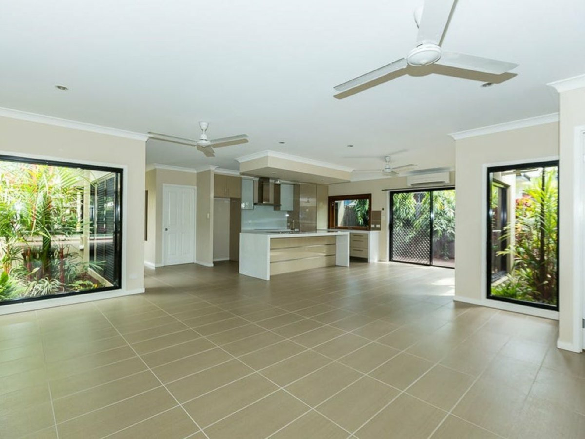 14 Bilgola Drive Kewarra Beach QLD Property Details LJ Hooker