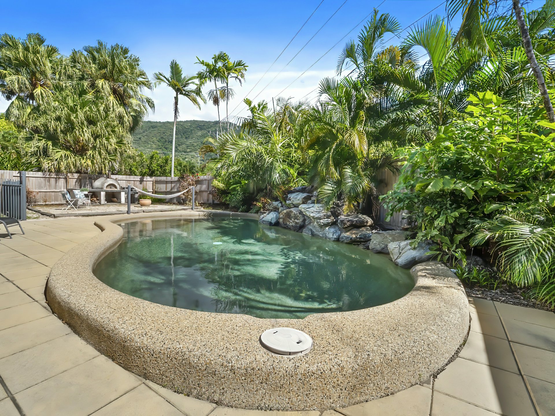 89 Cedar Road, PALM COVE