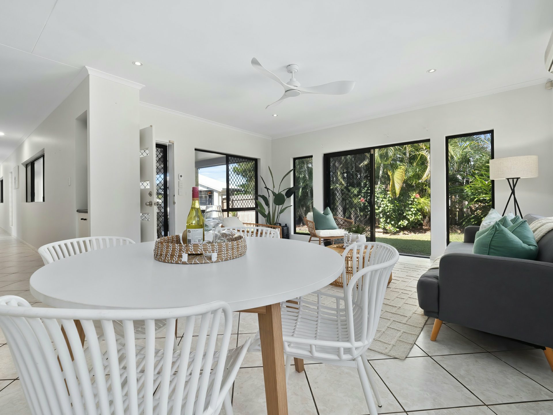 89 Cedar Road, PALM COVE