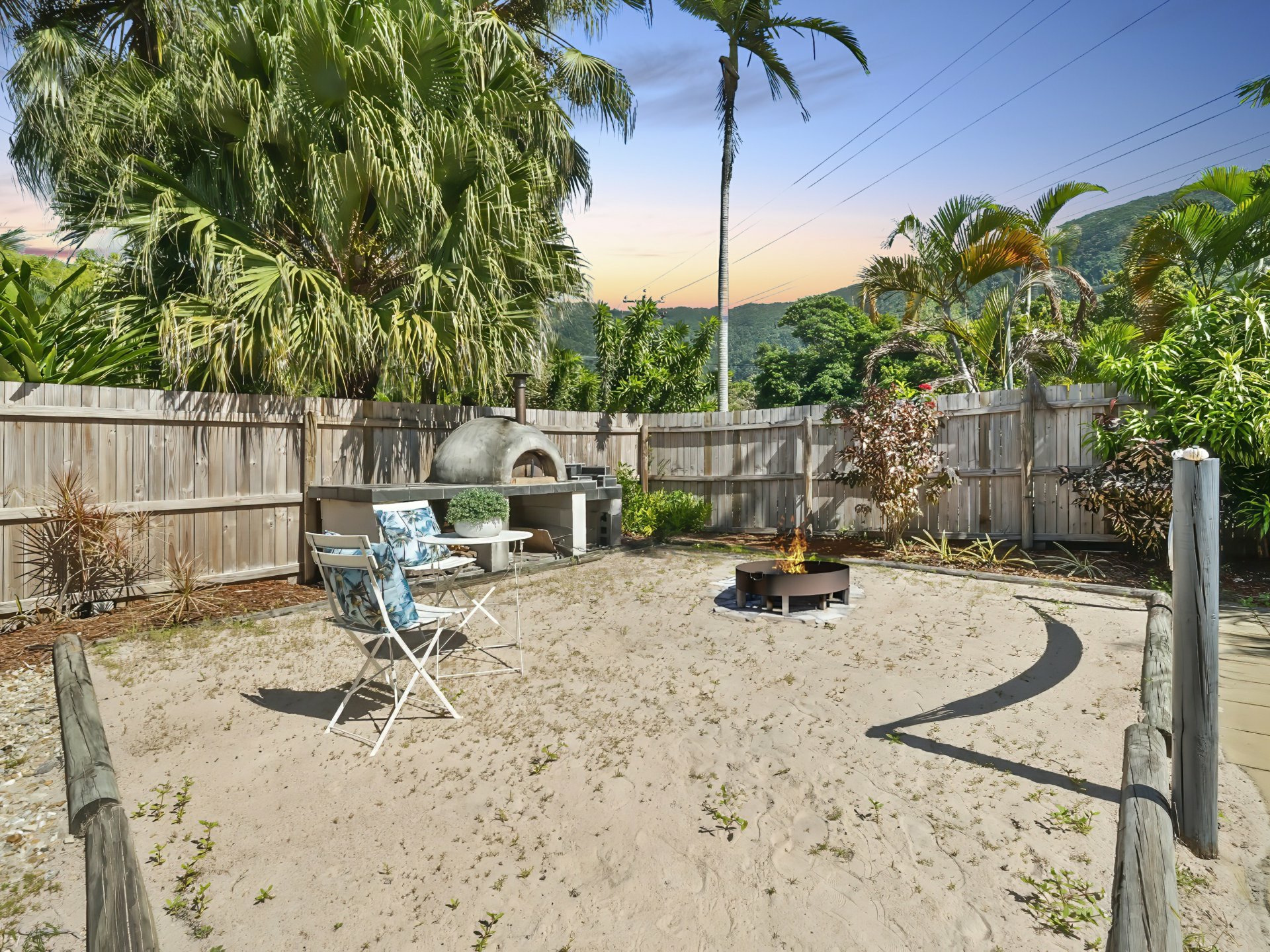 89 Cedar Road, PALM COVE