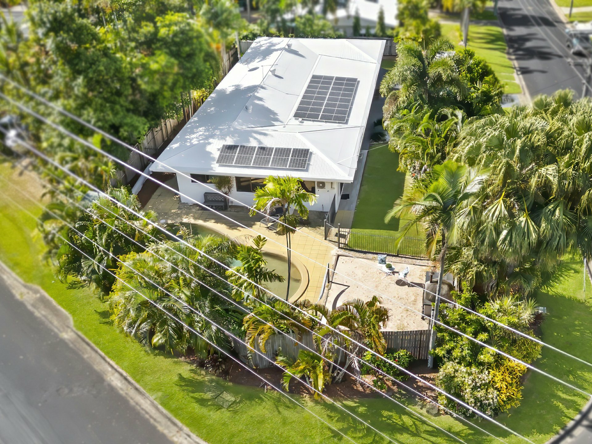 89 Cedar Road, PALM COVE