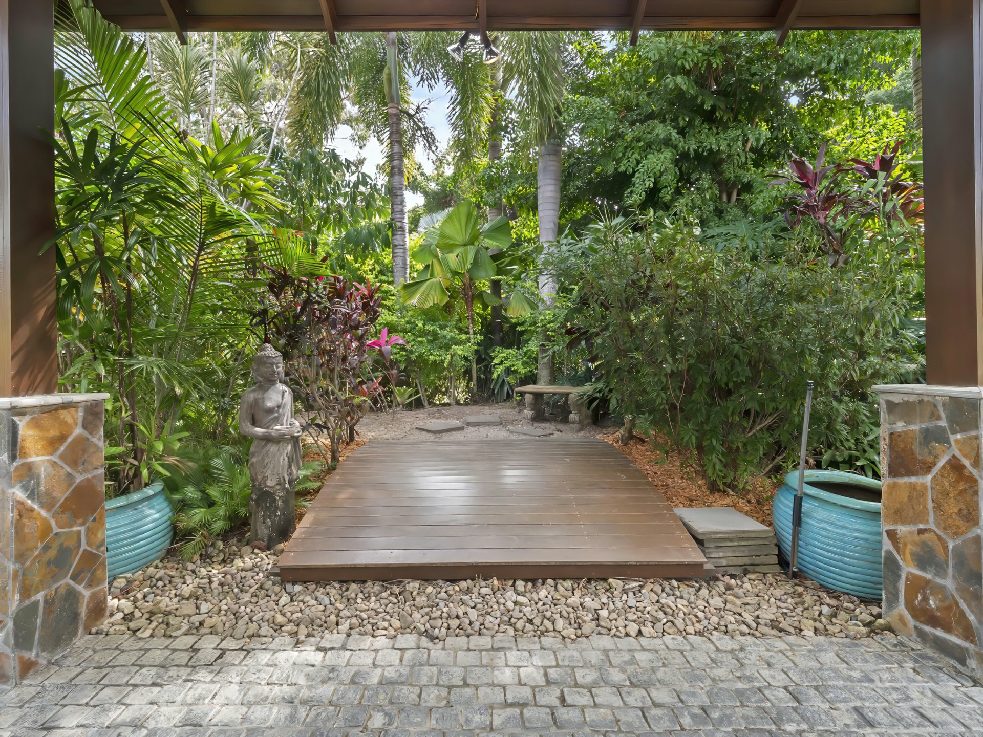 13 Lillian Road, PALM COVE