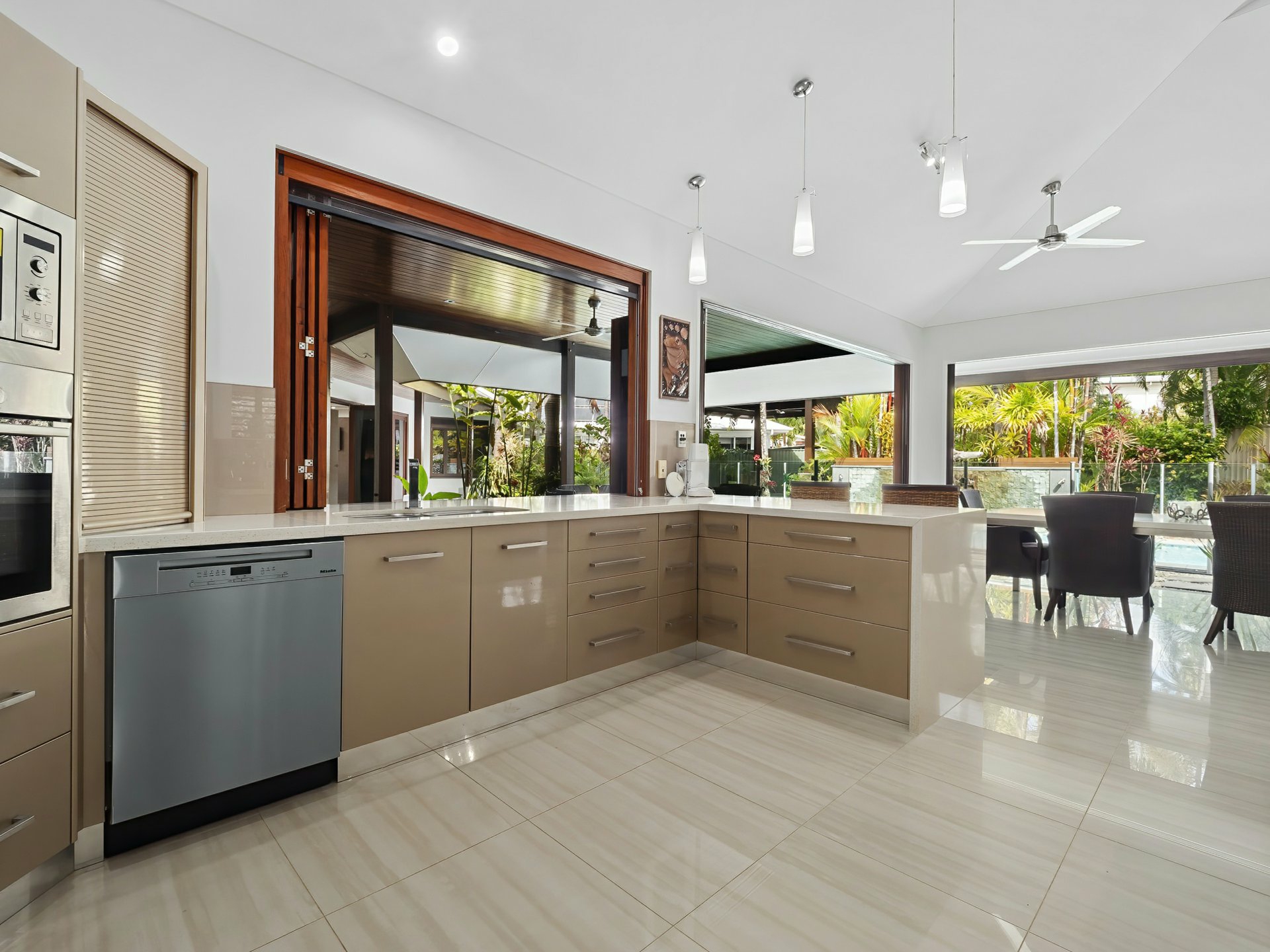 13 Lillian Road, PALM COVE