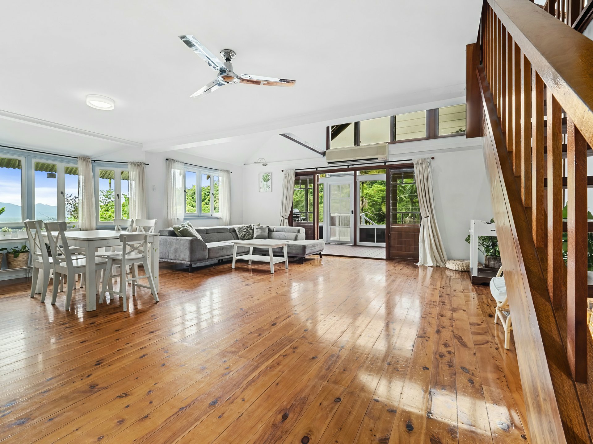 302 Toogood Road, BAYVIEW HEIGHTS