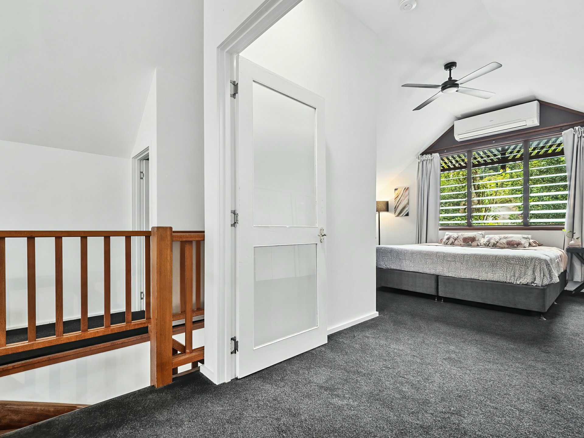 302 Toogood Road, BAYVIEW HEIGHTS