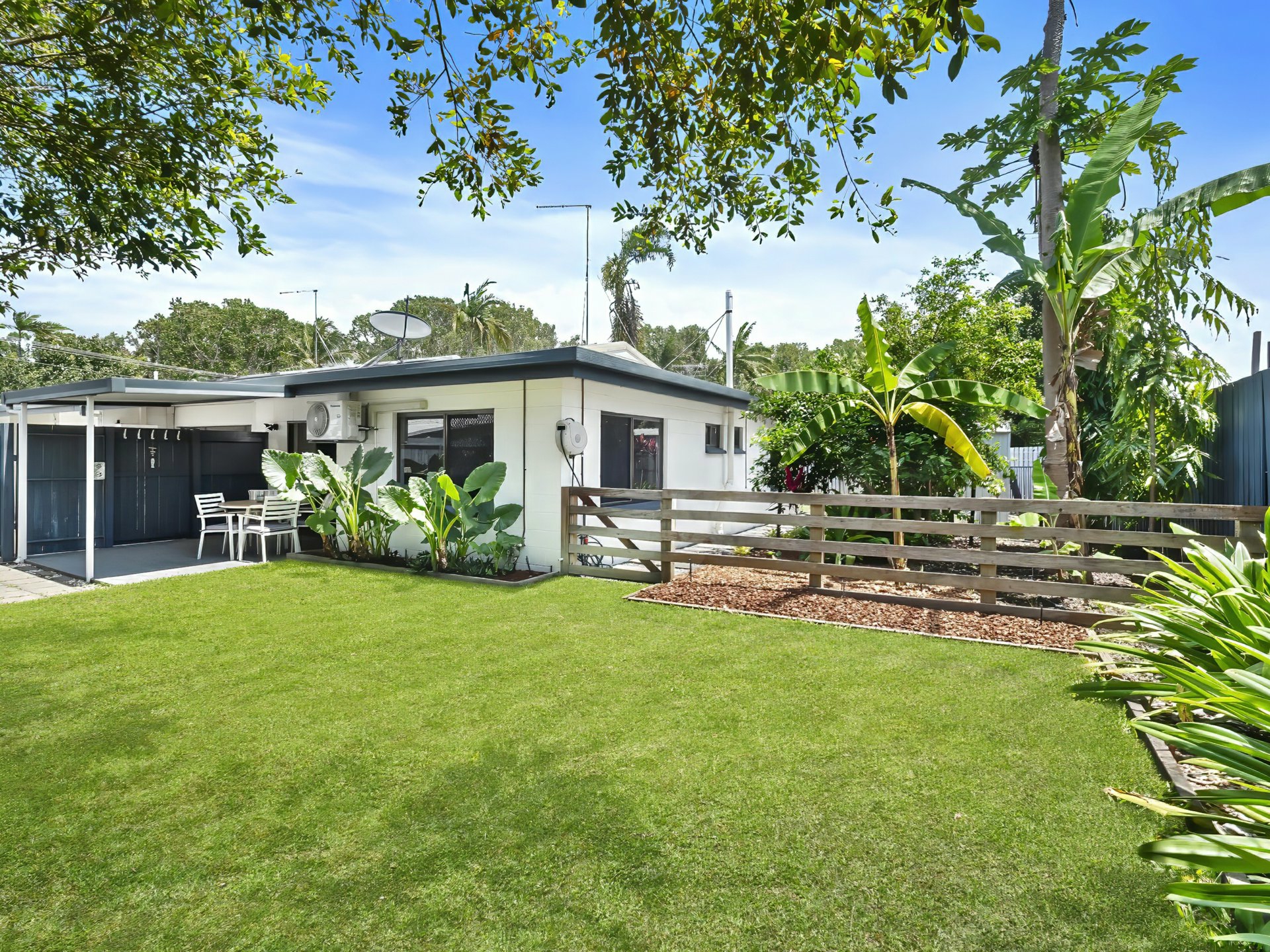 2/14 Narelle Close, YORKEYS KNOB