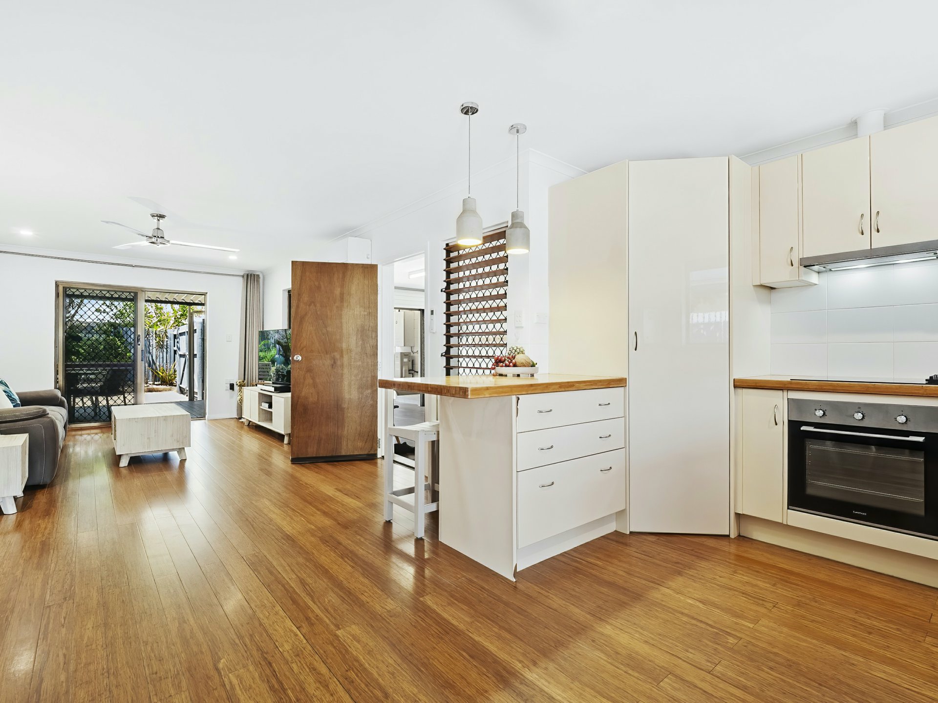 2/14 Narelle Close, YORKEYS KNOB
