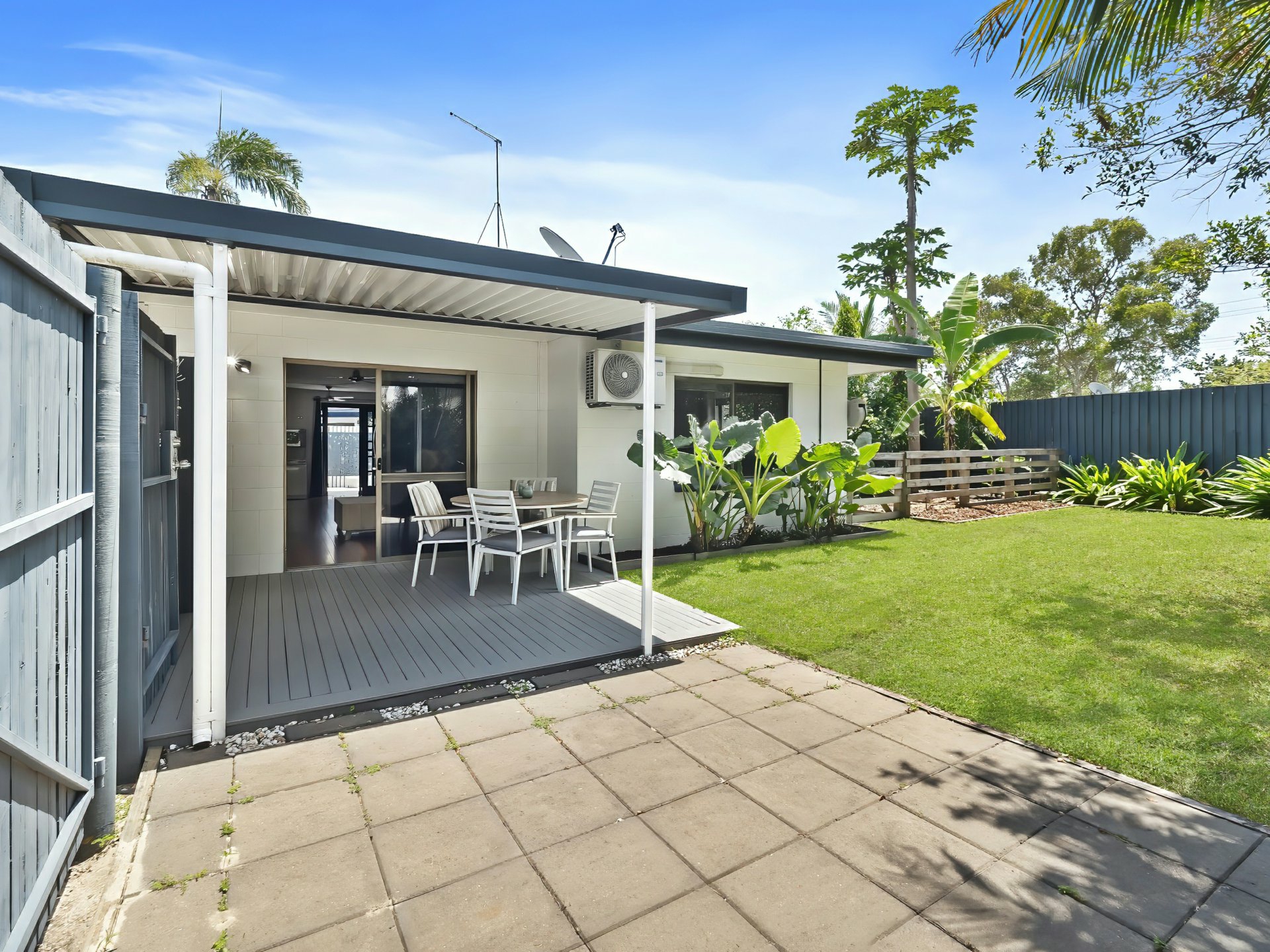 2/14 Narelle Close, YORKEYS KNOB