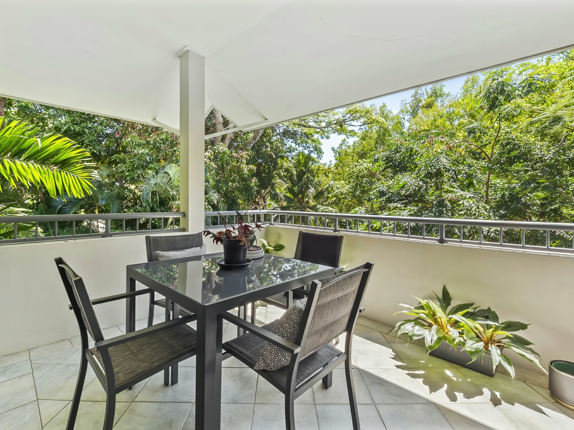34/23-25 Veivers Road, PALM COVE
