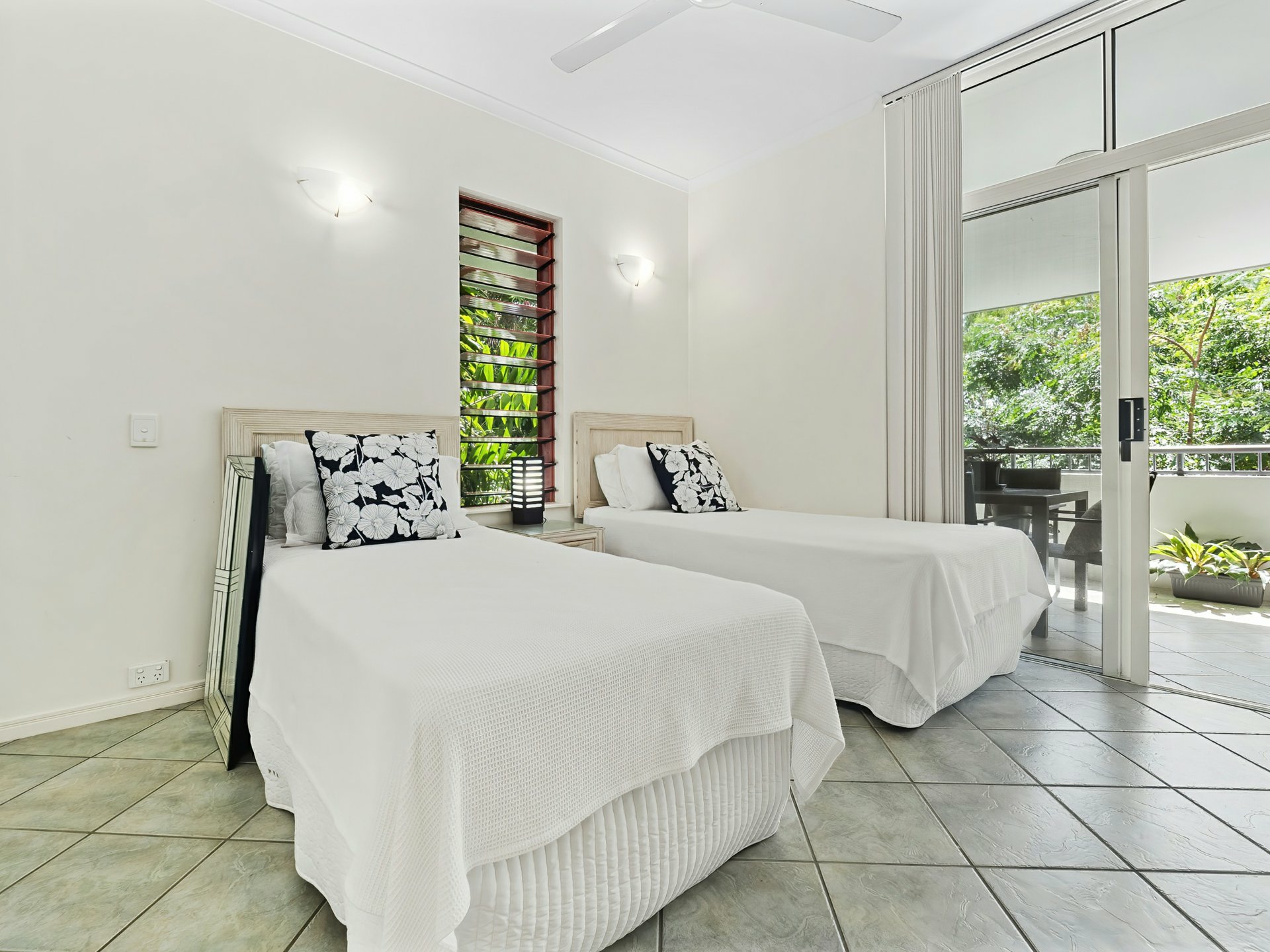 34/23-25 Veivers Road, PALM COVE