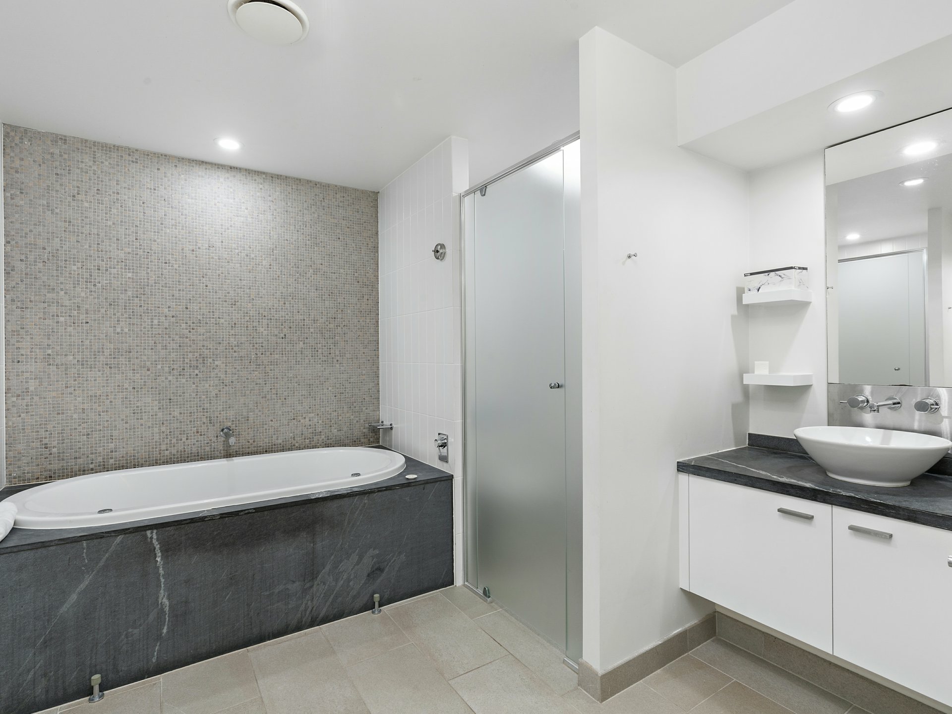 105/5 Triton Street, PALM COVE