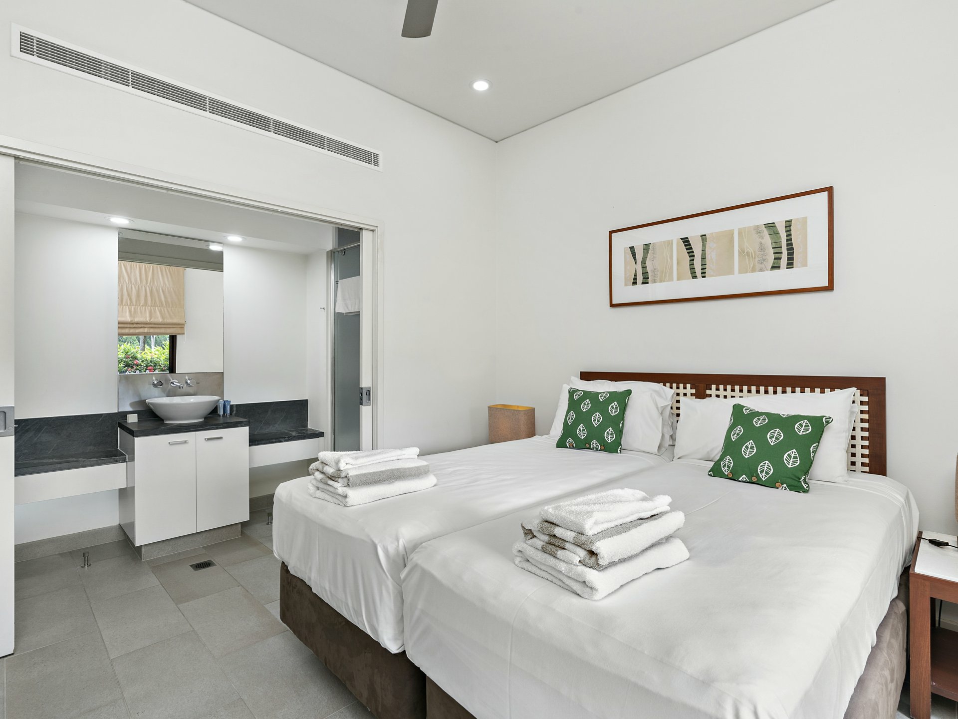 105/5 Triton Street, PALM COVE