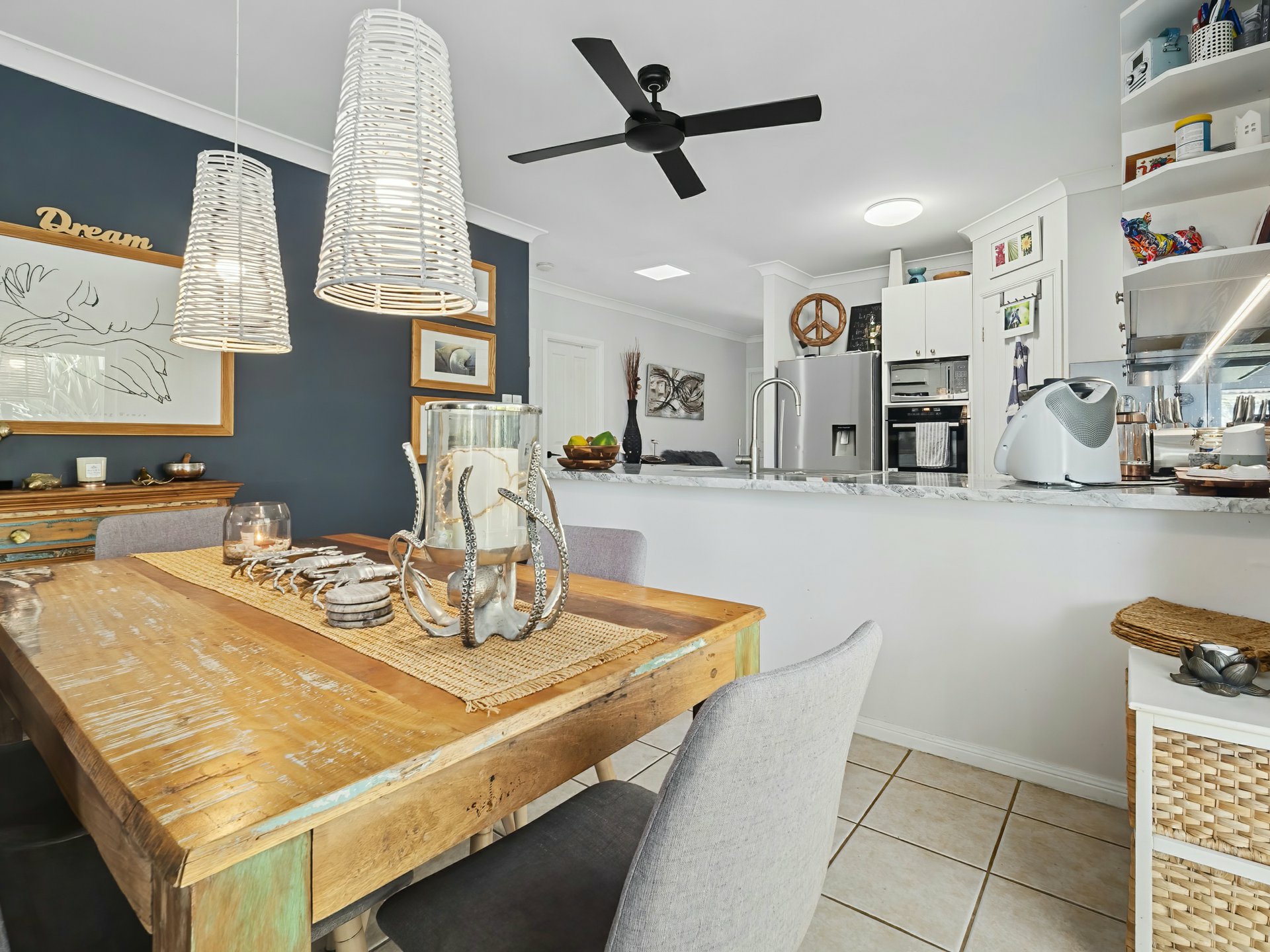 105/2-6 Lake Placid Road, CARAVONICA