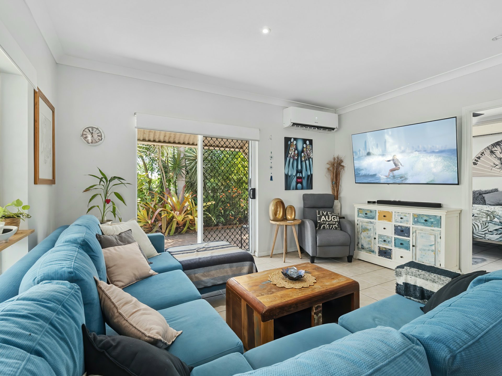 105/2-6 Lake Placid Road, CARAVONICA