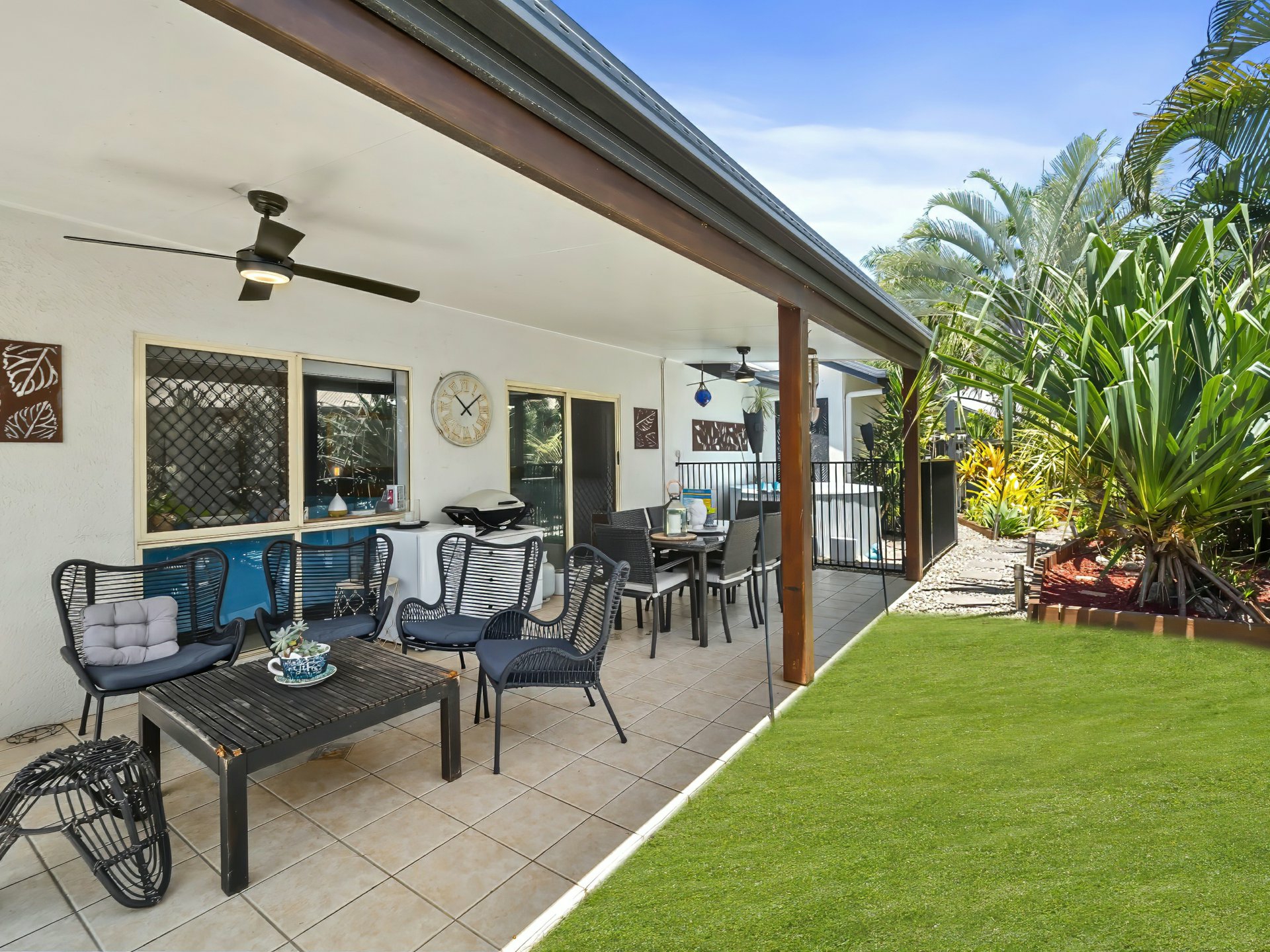 105/2-6 Lake Placid Road, CARAVONICA