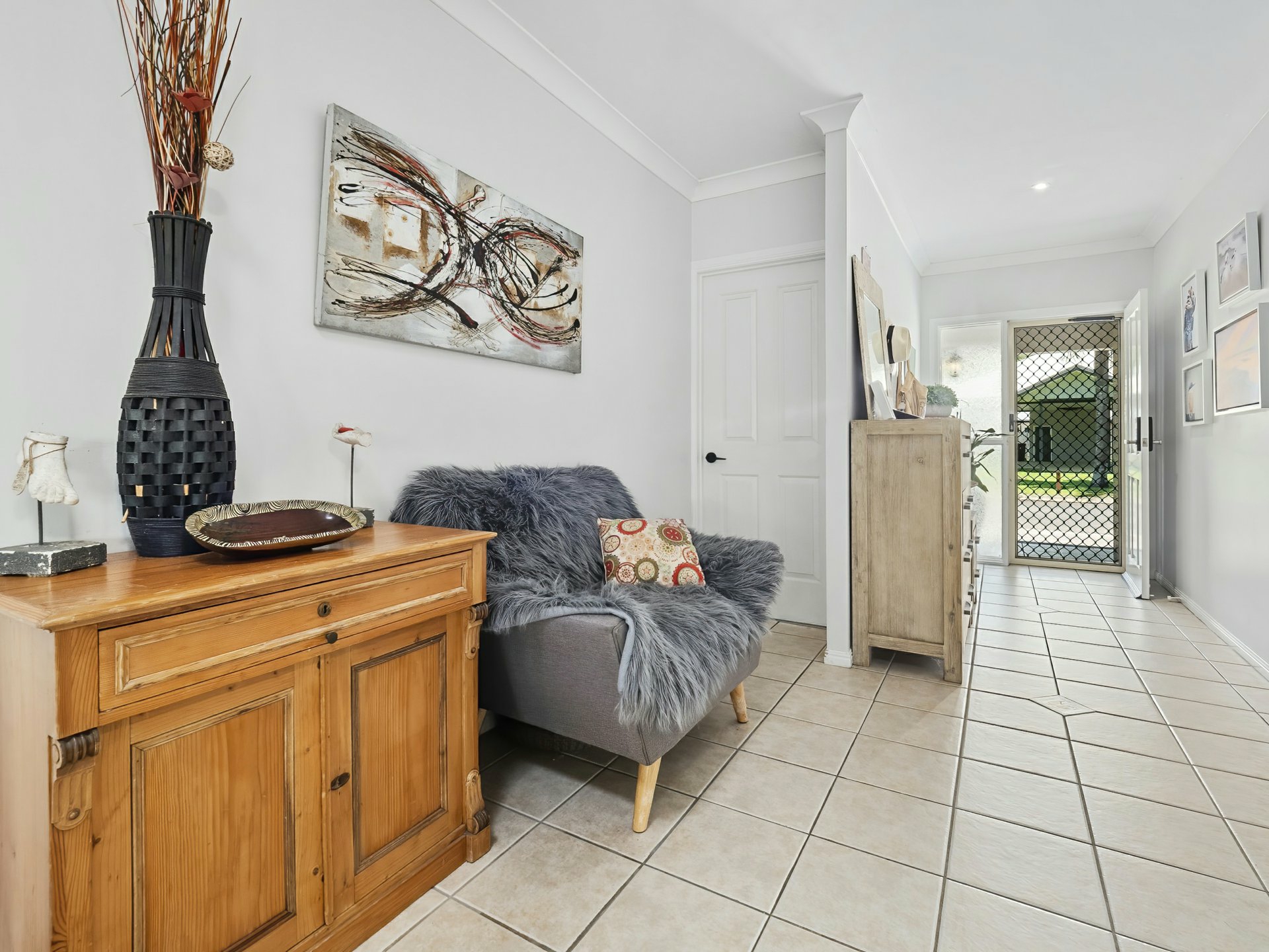 105/2-6 Lake Placid Road, CARAVONICA