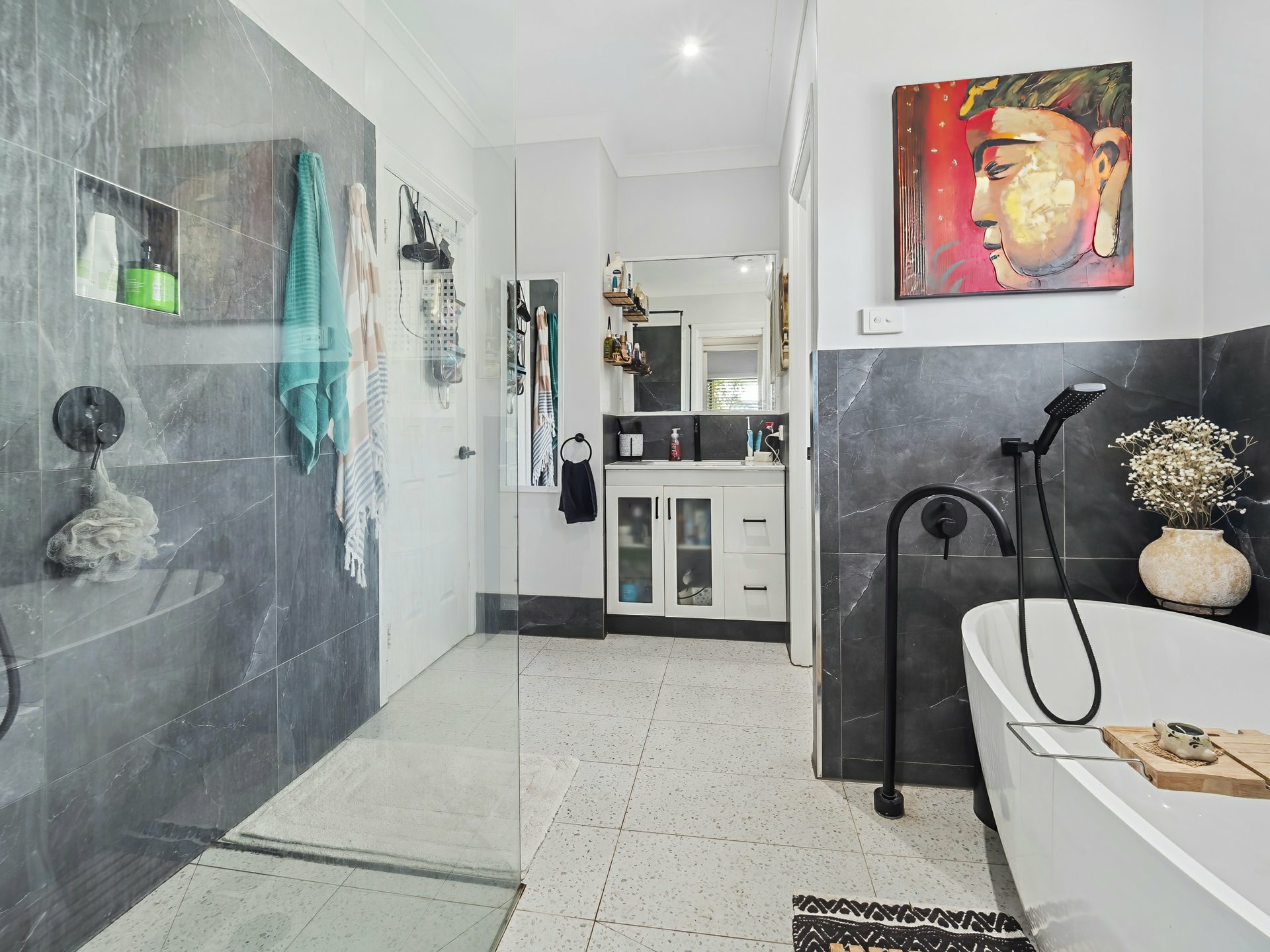 105/2-6 Lake Placid Road, CARAVONICA