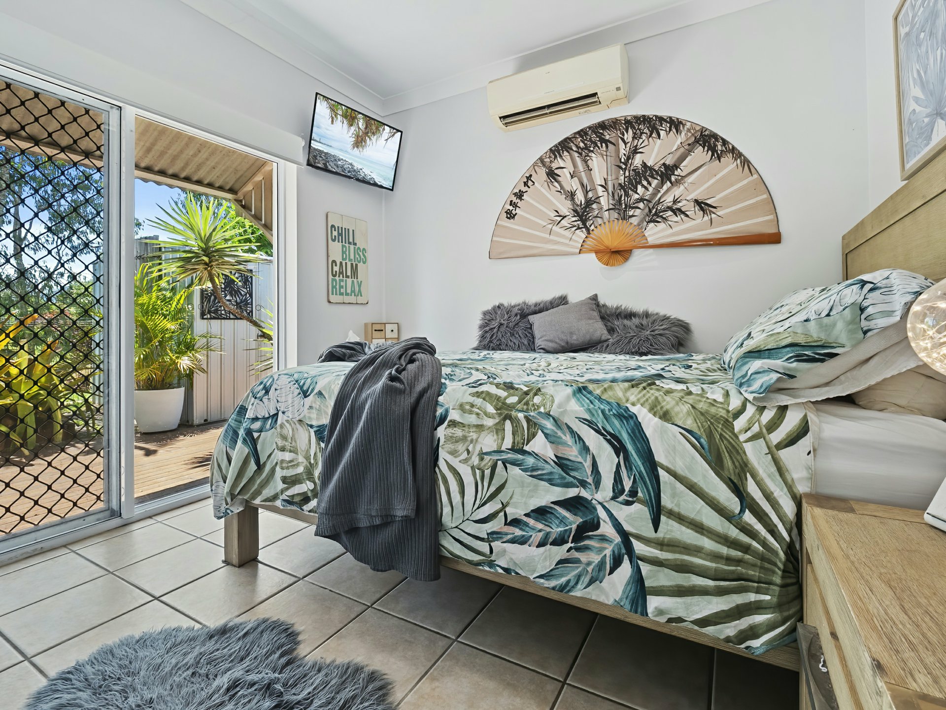 105/2-6 Lake Placid Road, CARAVONICA