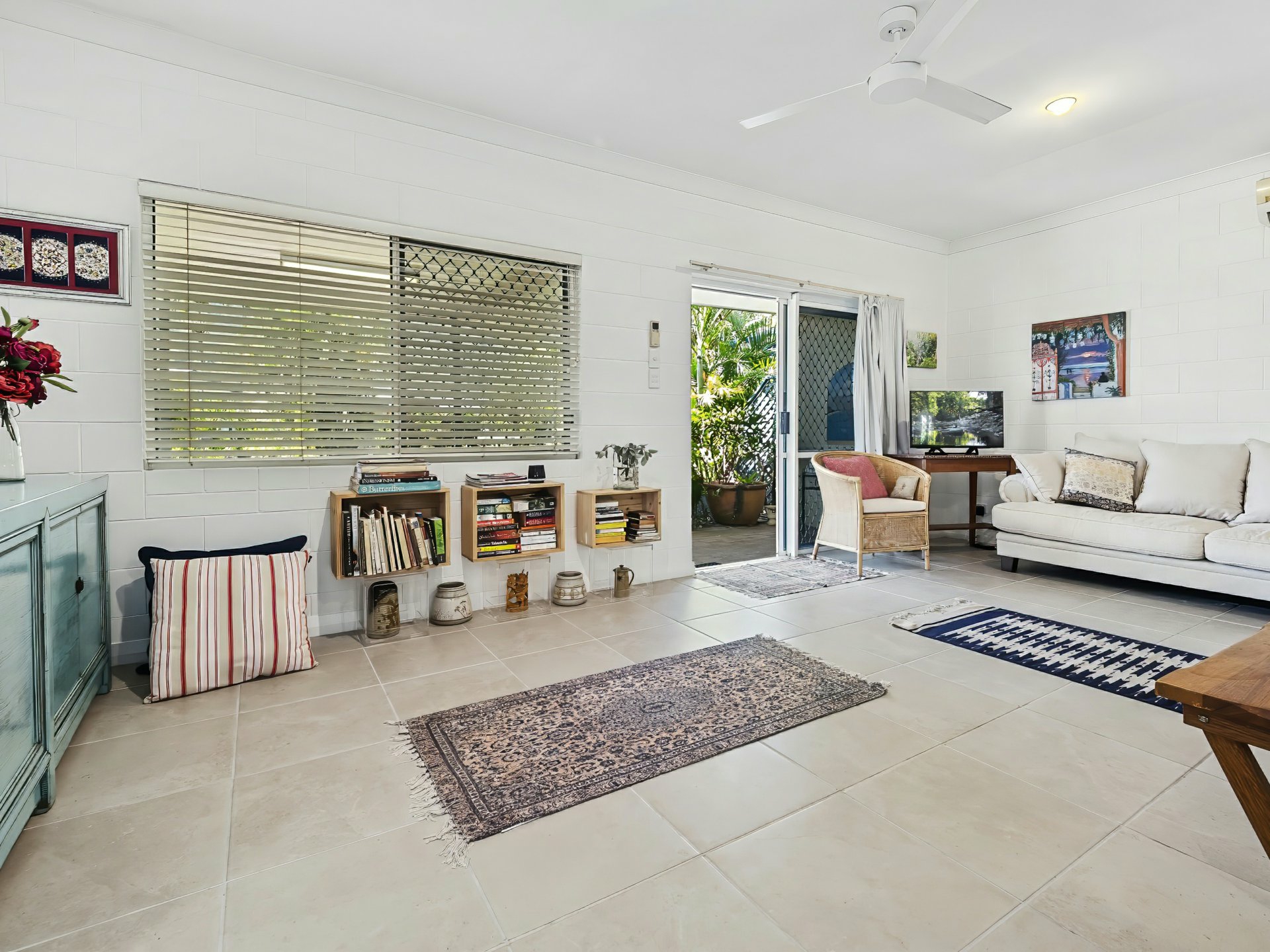 63/2-6 Lake Placid Road, CARAVONICA