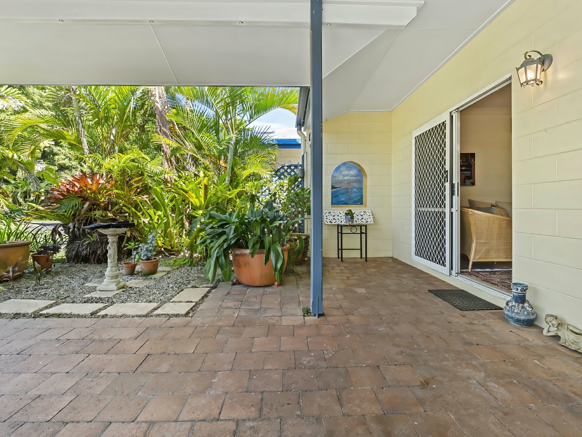 63/2-6 Lake Placid Road, CARAVONICA
