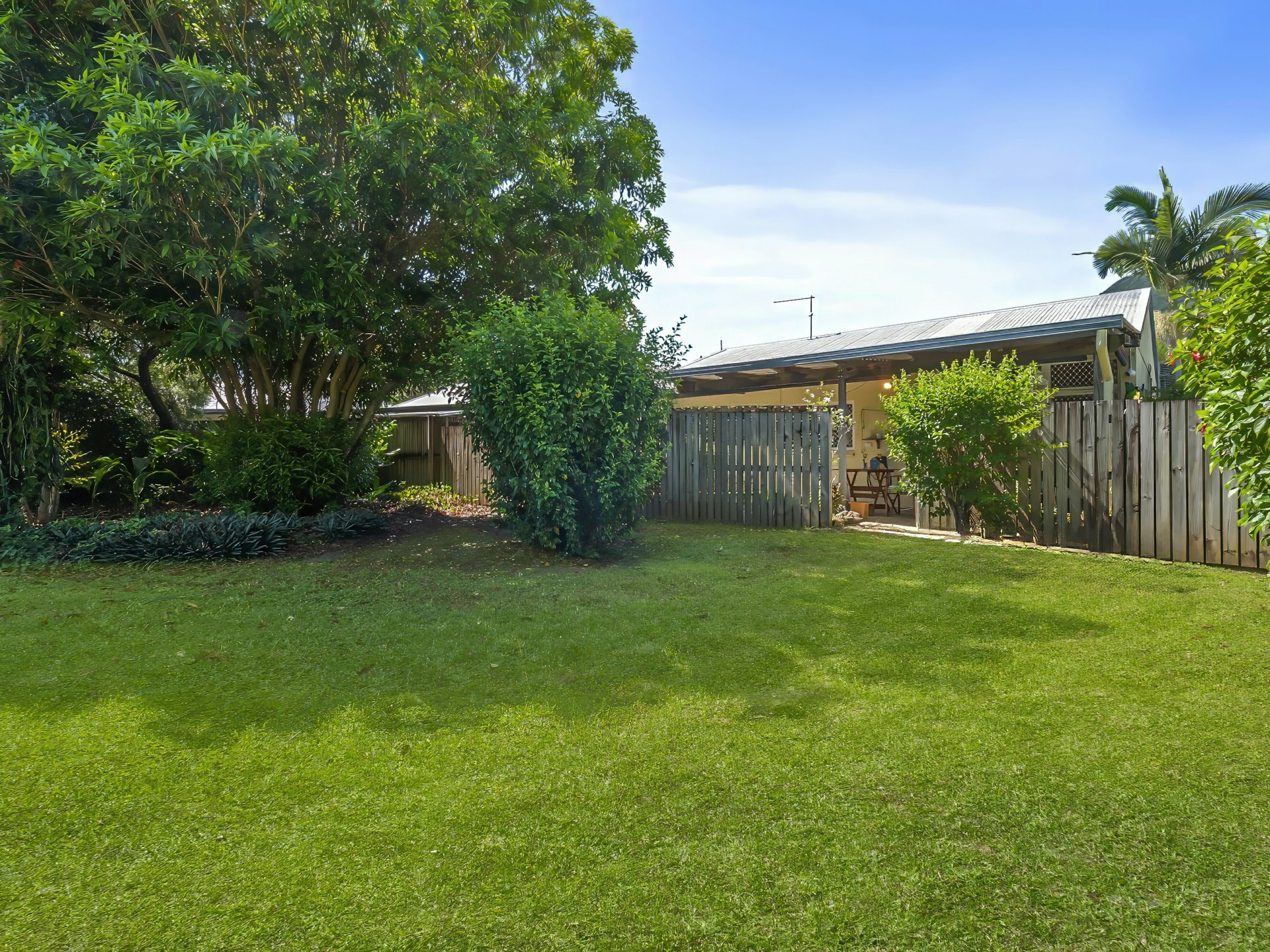 63/2-6 Lake Placid Road, CARAVONICA