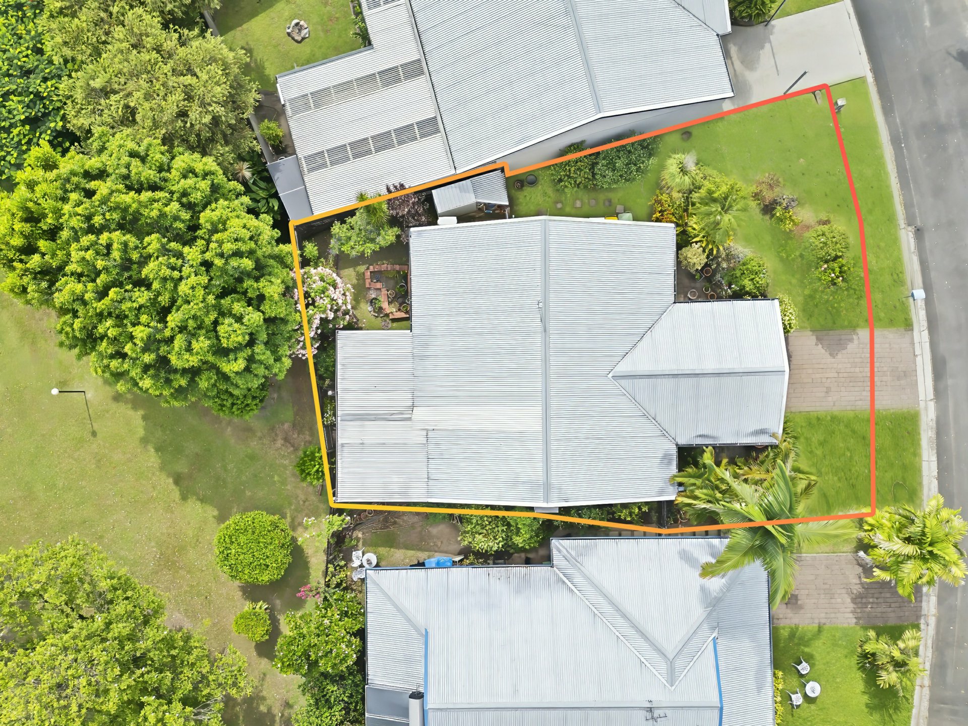 63/2-6 Lake Placid Road, CARAVONICA