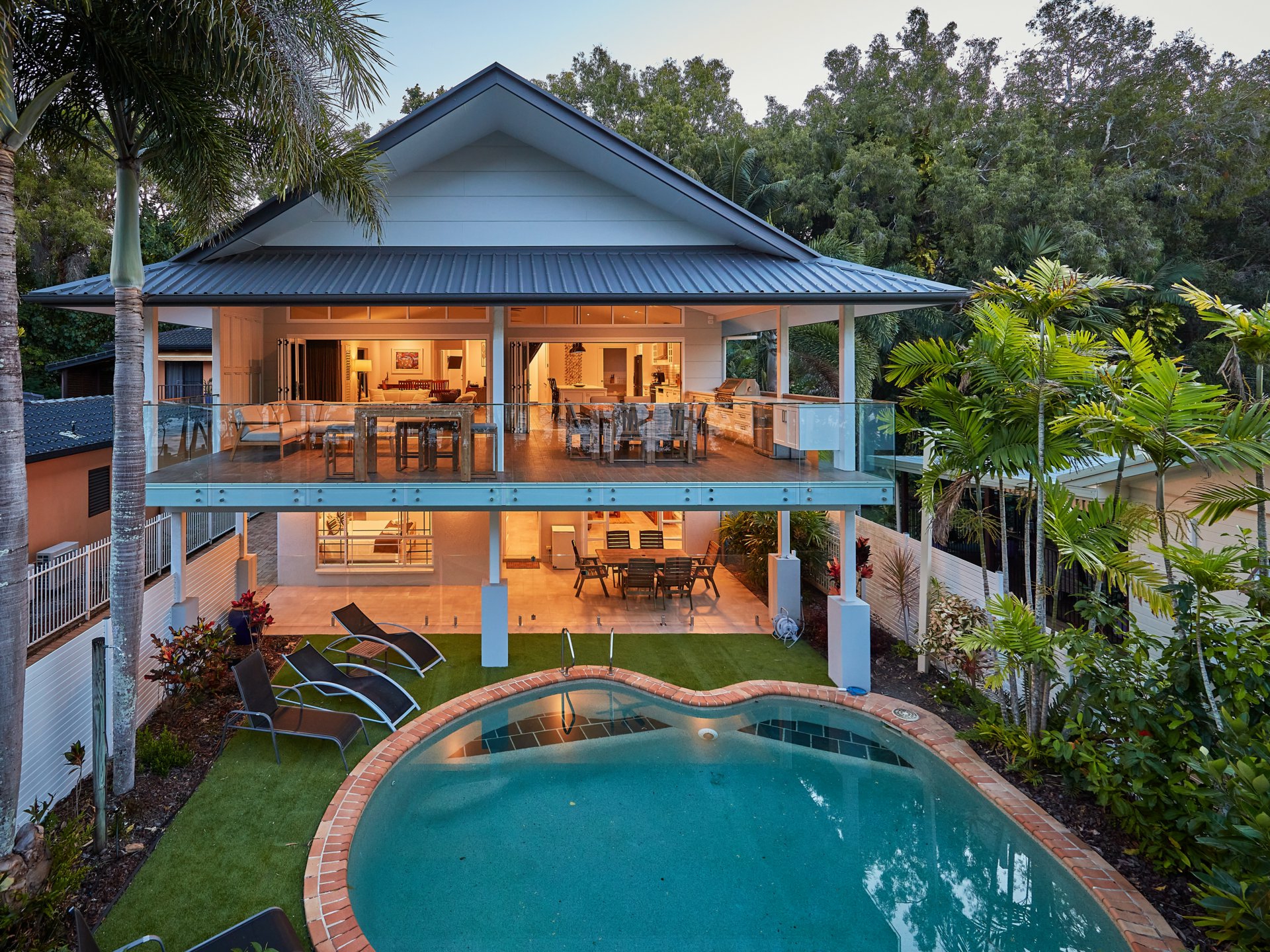 147 Arlington Esplanade, CLIFTON BEACH