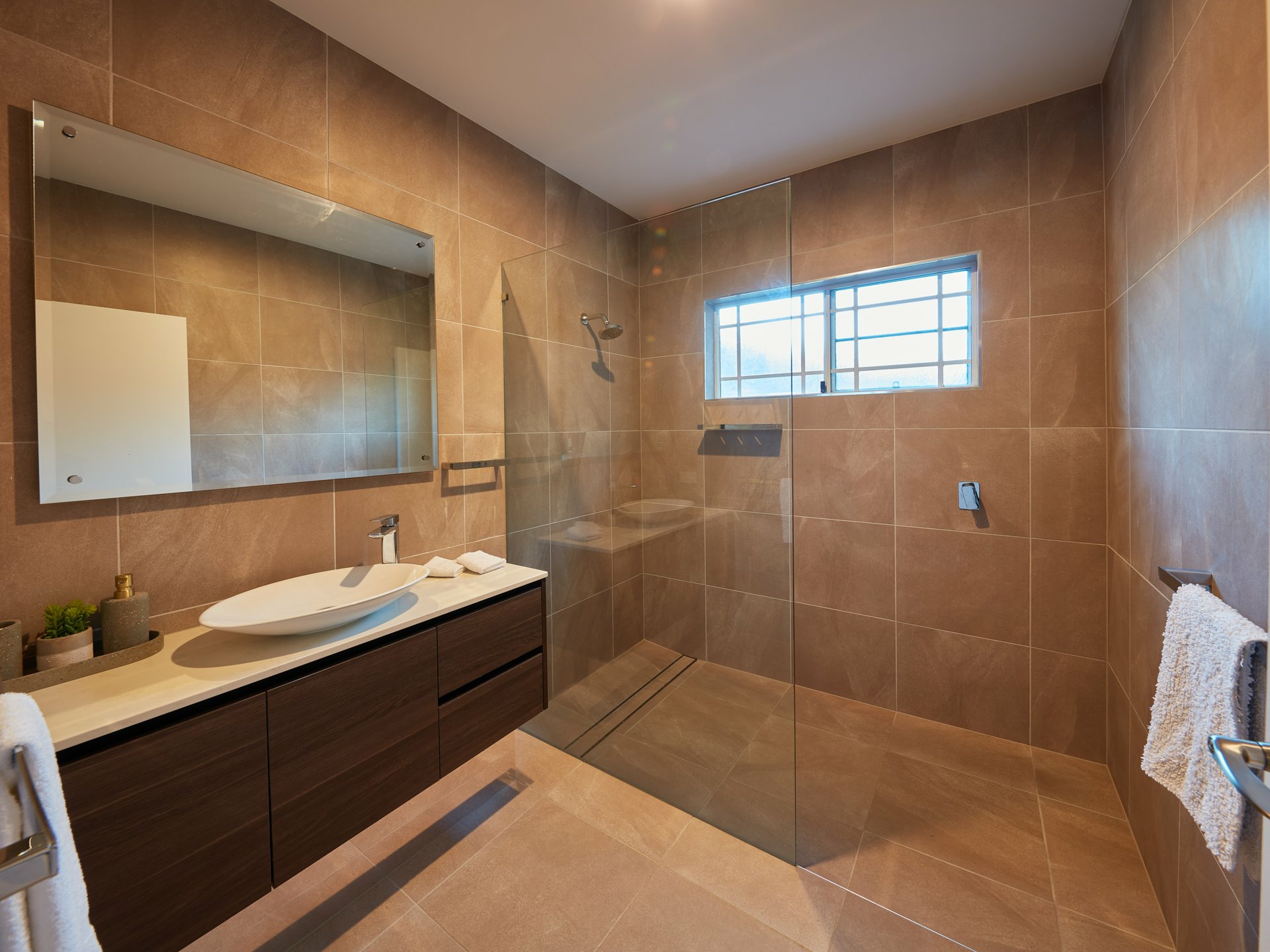147 Arlington Esplanade, CLIFTON BEACH