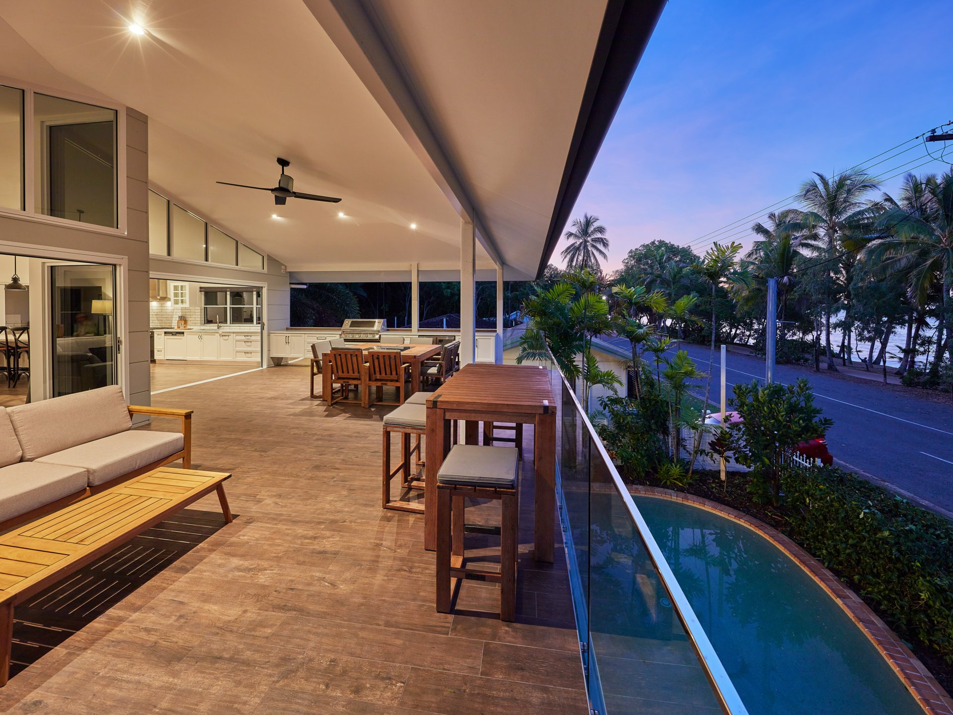 147 Arlington Esplanade, CLIFTON BEACH