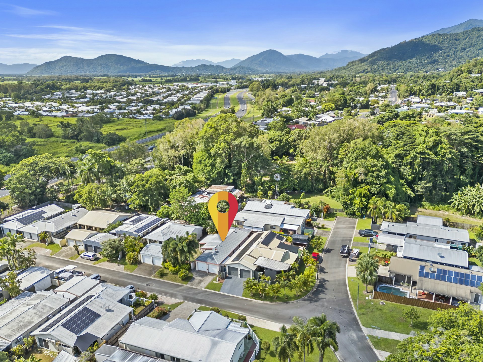11 Feathertop Close, SMITHFIELD