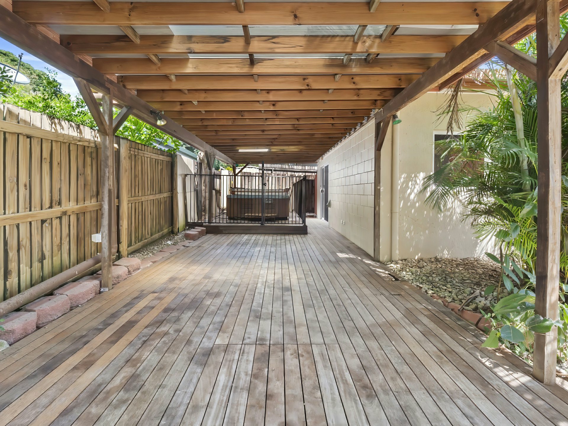 11 Feathertop Close, SMITHFIELD