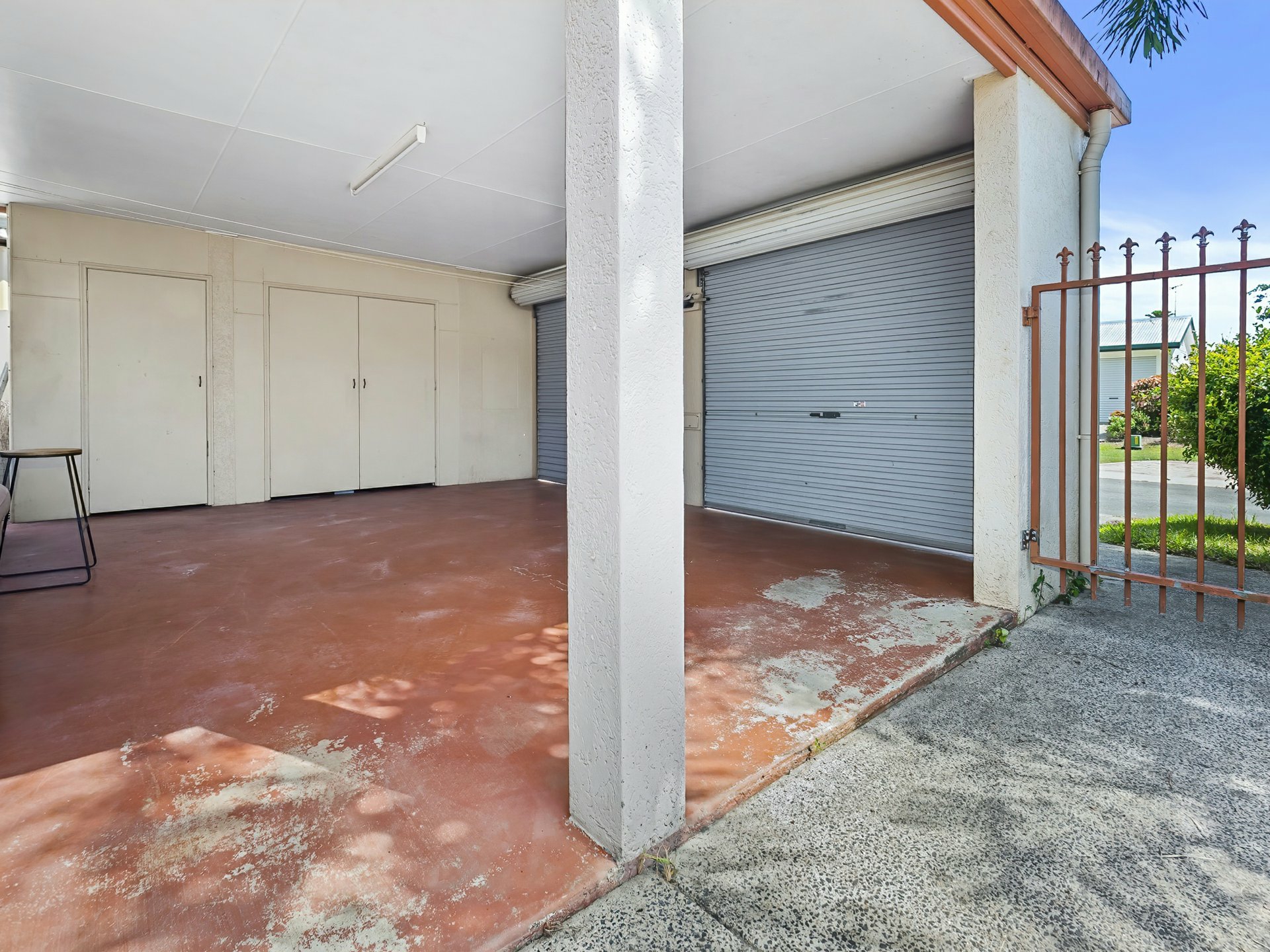 11 Feathertop Close, SMITHFIELD