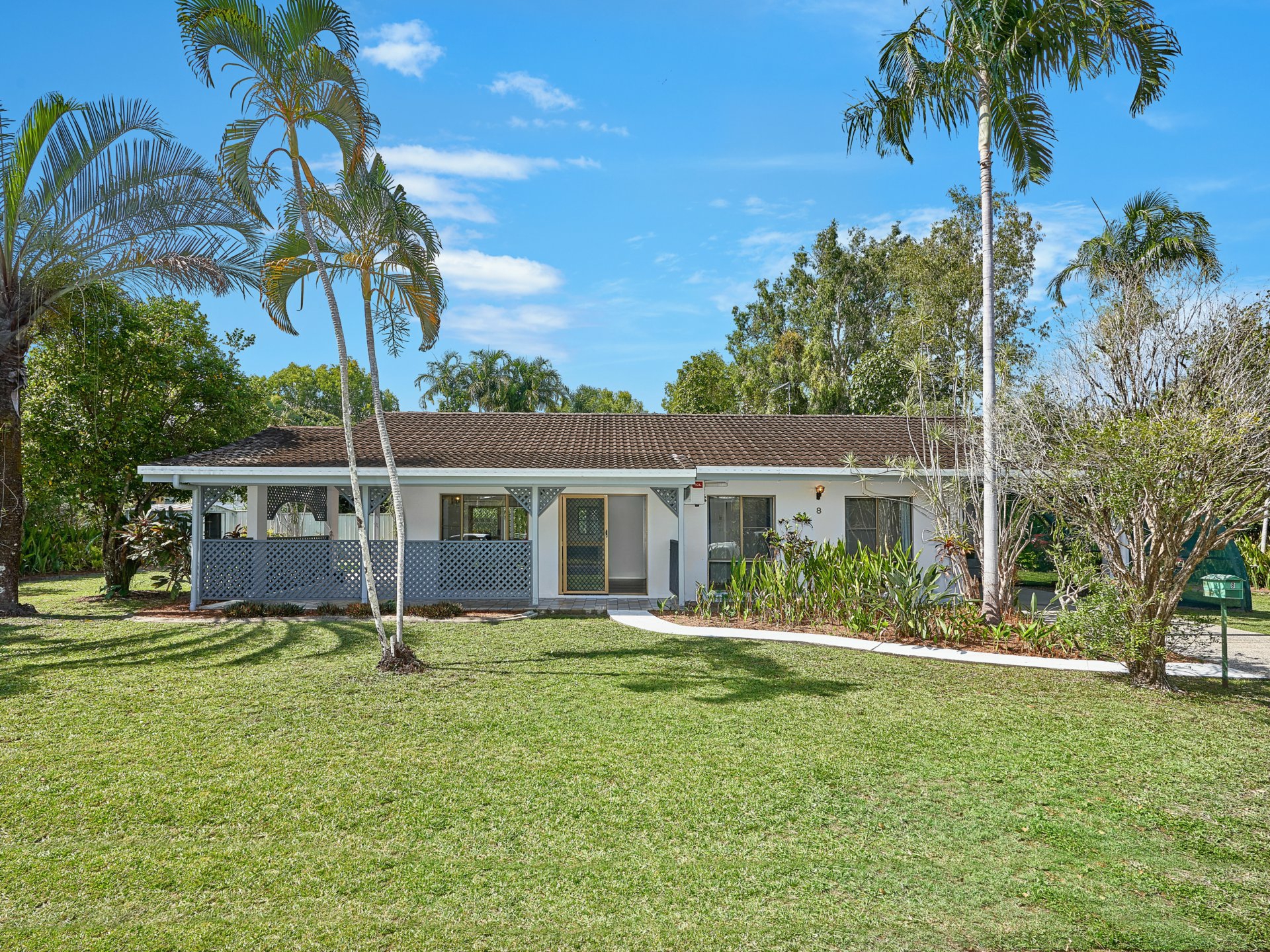 8 Caddy Street, YORKEYS KNOB