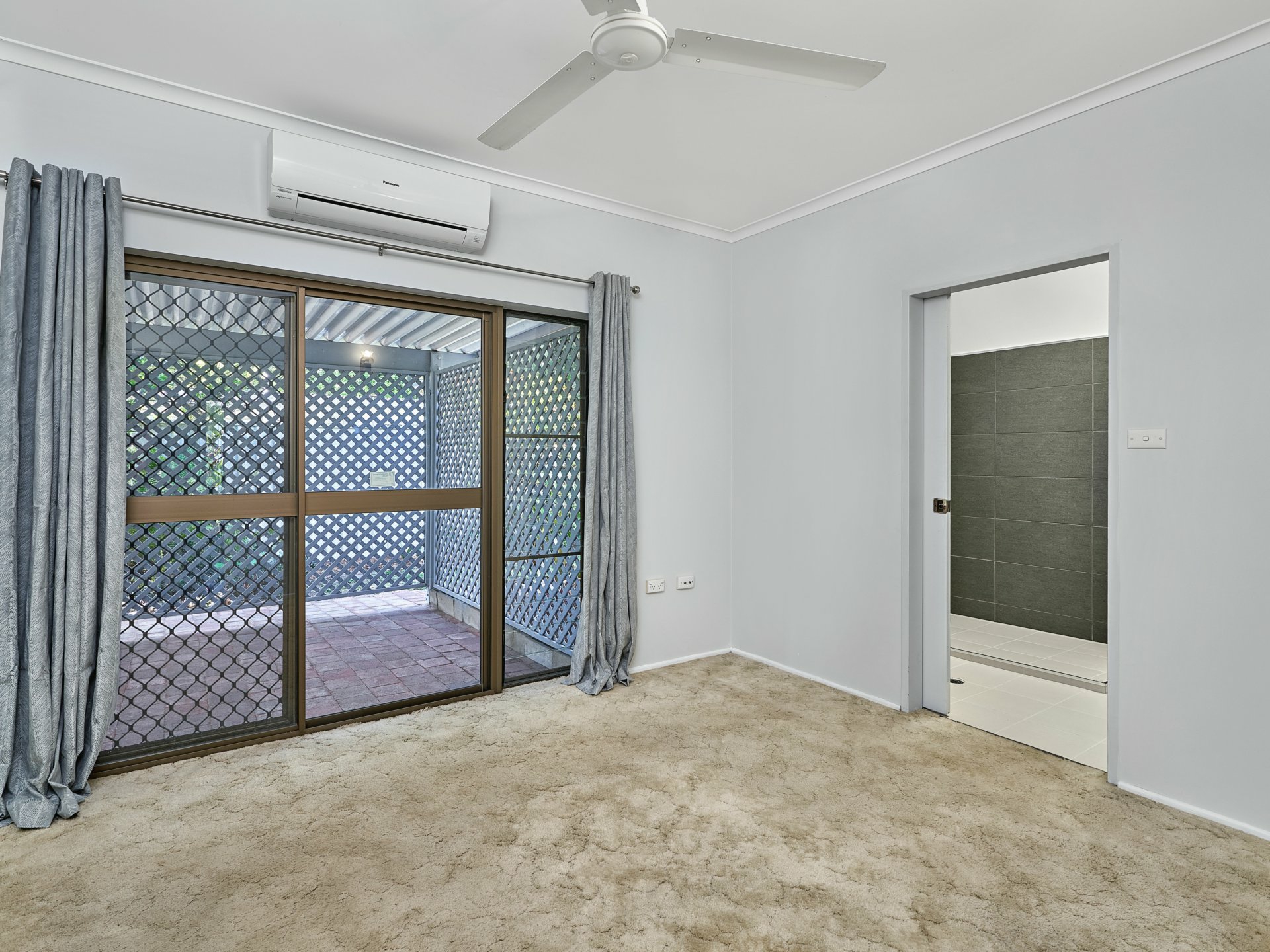 8 Caddy Street, YORKEYS KNOB