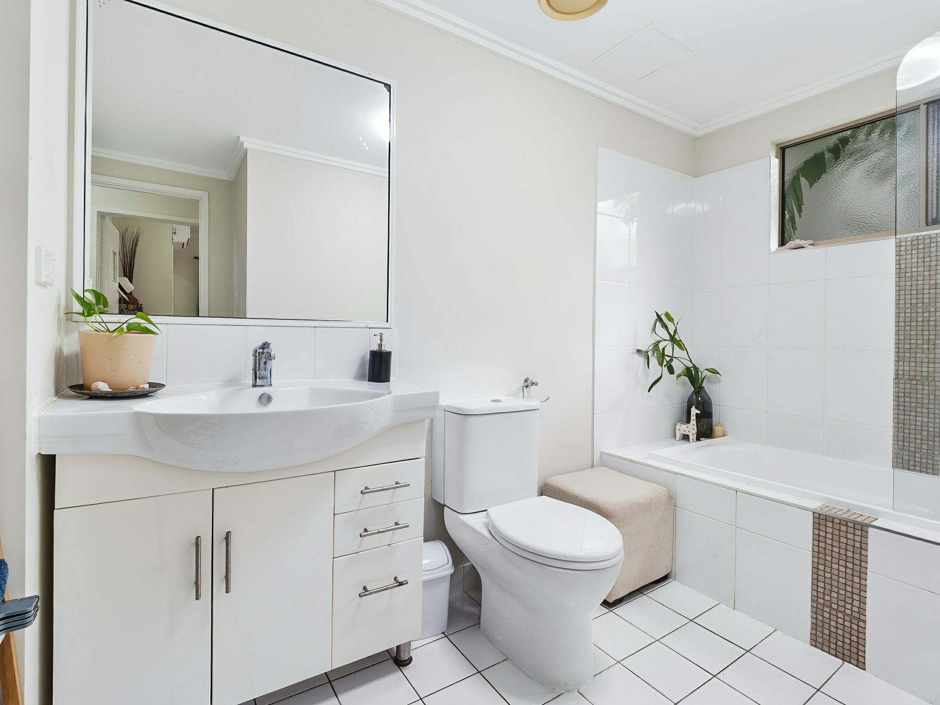1301/44-62 Clifton Road, CLIFTON BEACH