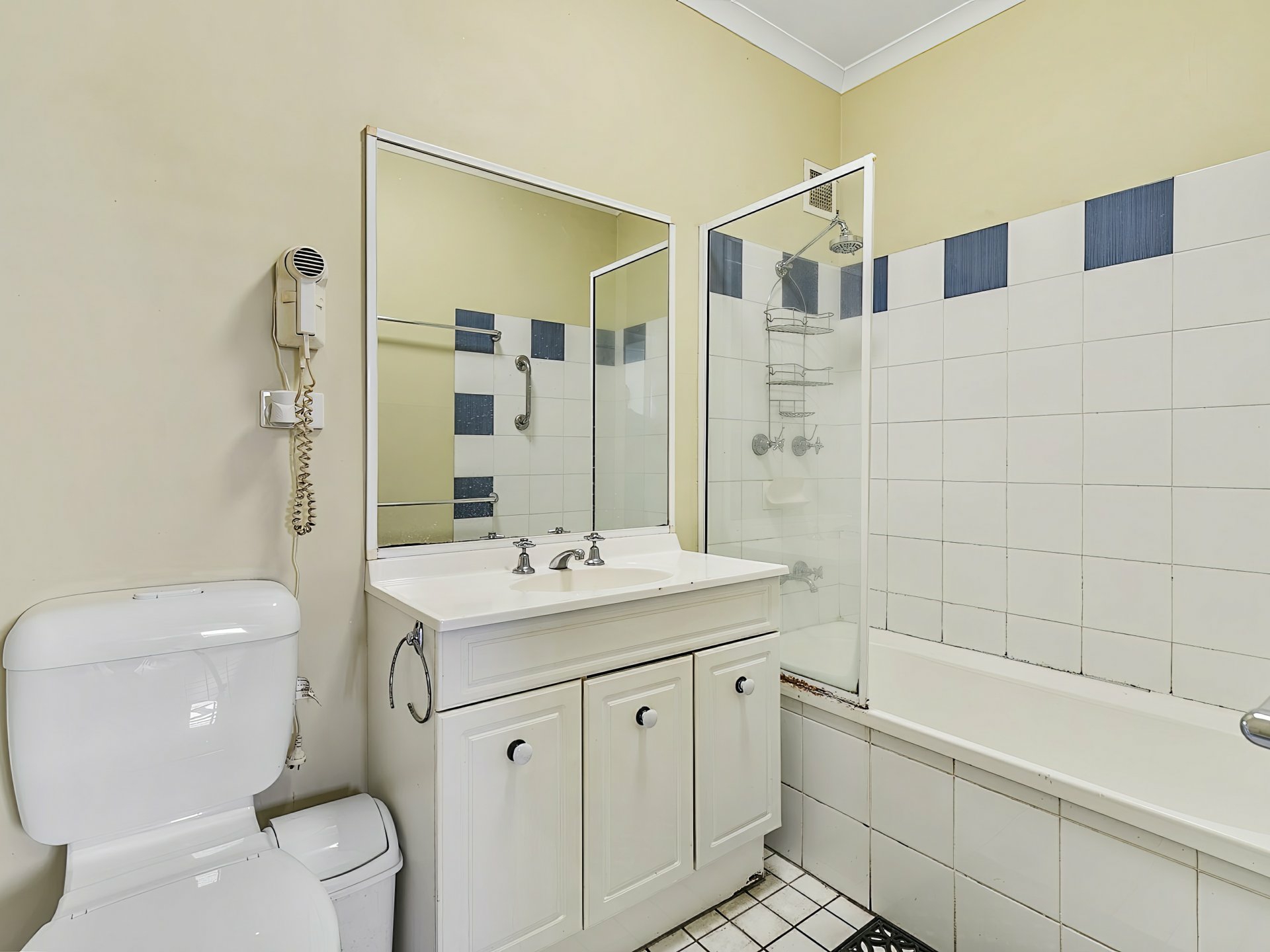 31/129-135 Oleander Street, HOLLOWAYS BEACH